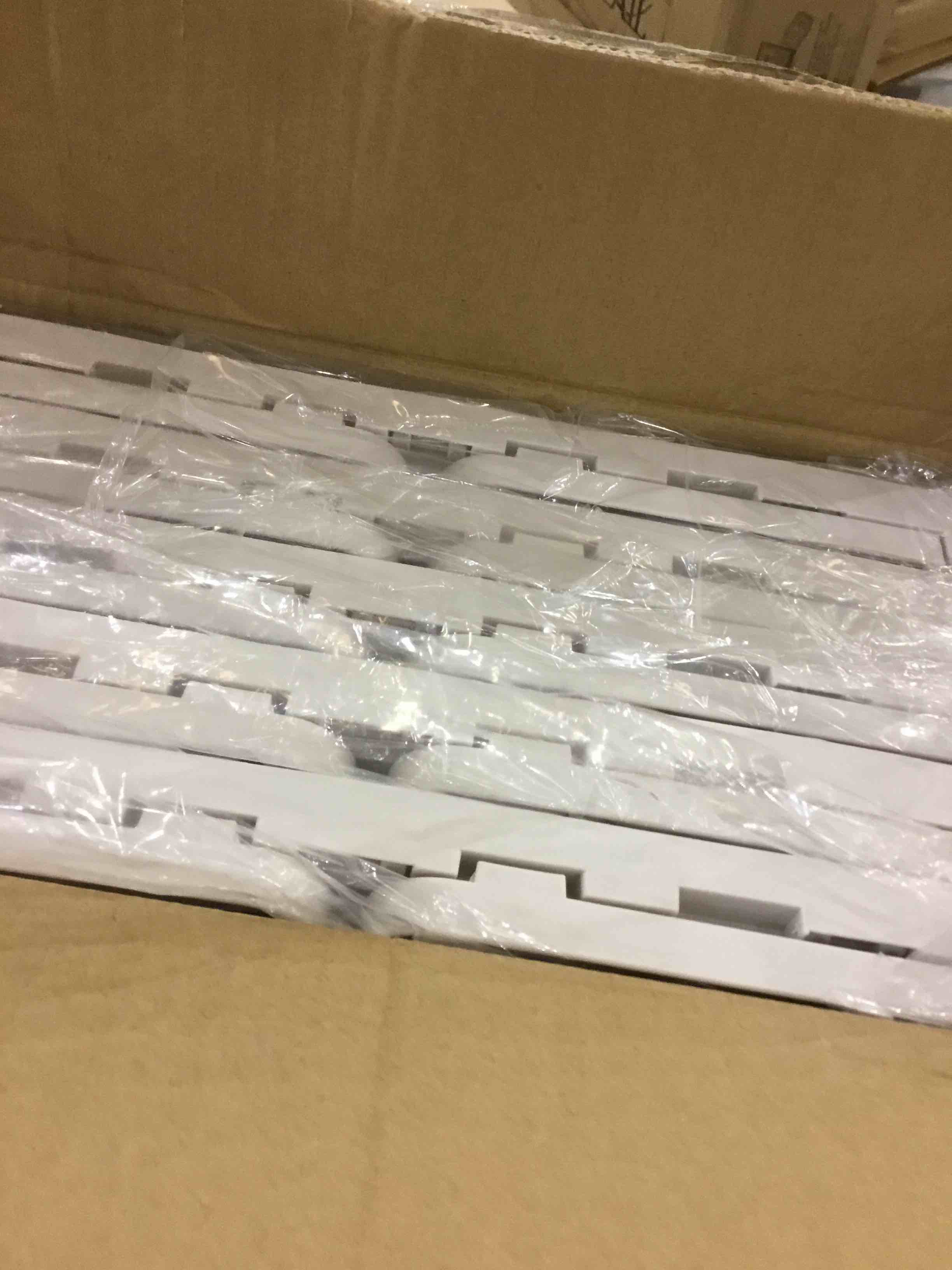 https://s3.amazonaws.com/lotting-images-prod/bidfta/EXS00571416_1694526722392.jpeg