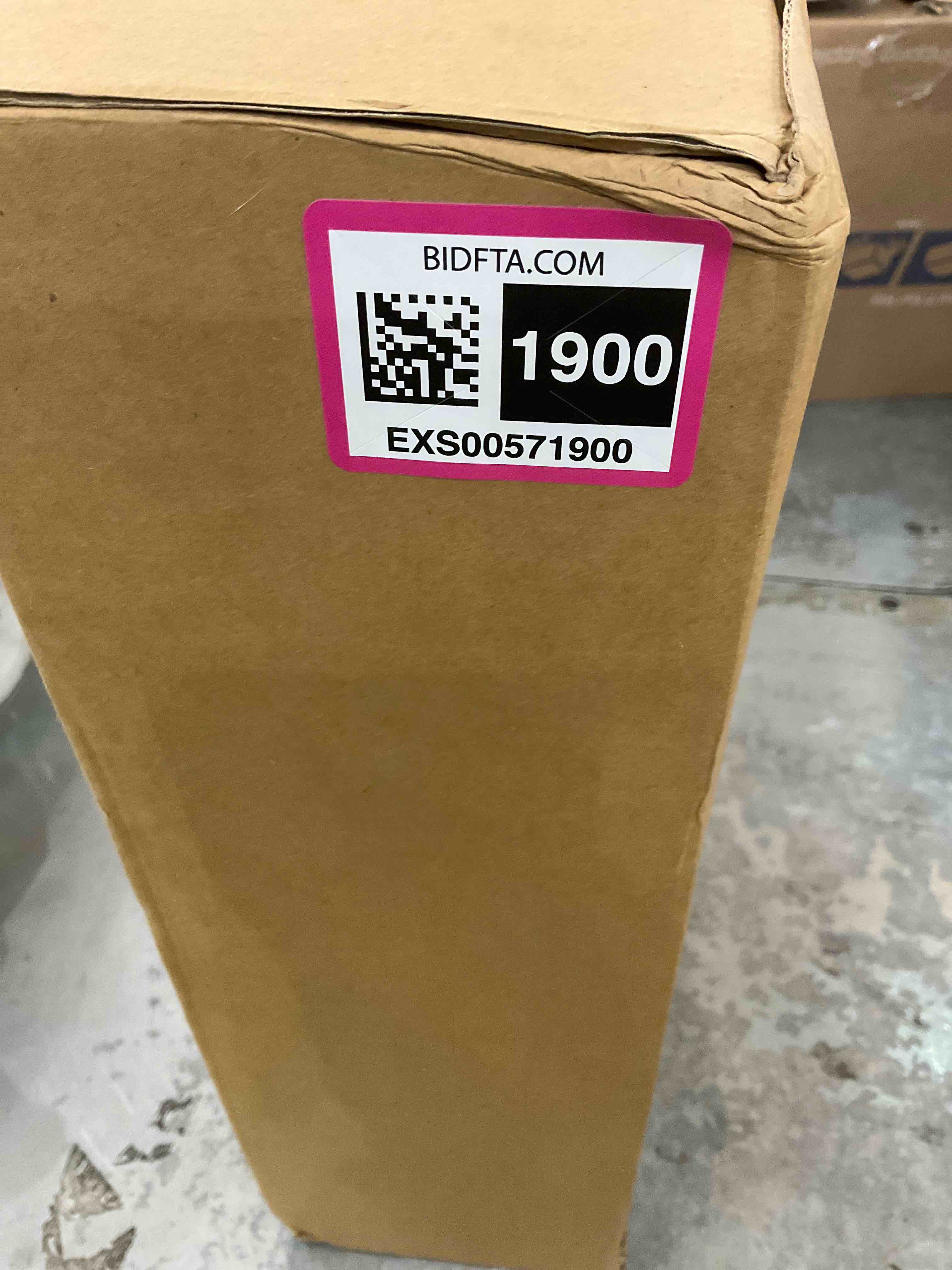 https://s3.amazonaws.com/lotting-images-prod/bidfta/EXS00571900_1694454123484.jpeg