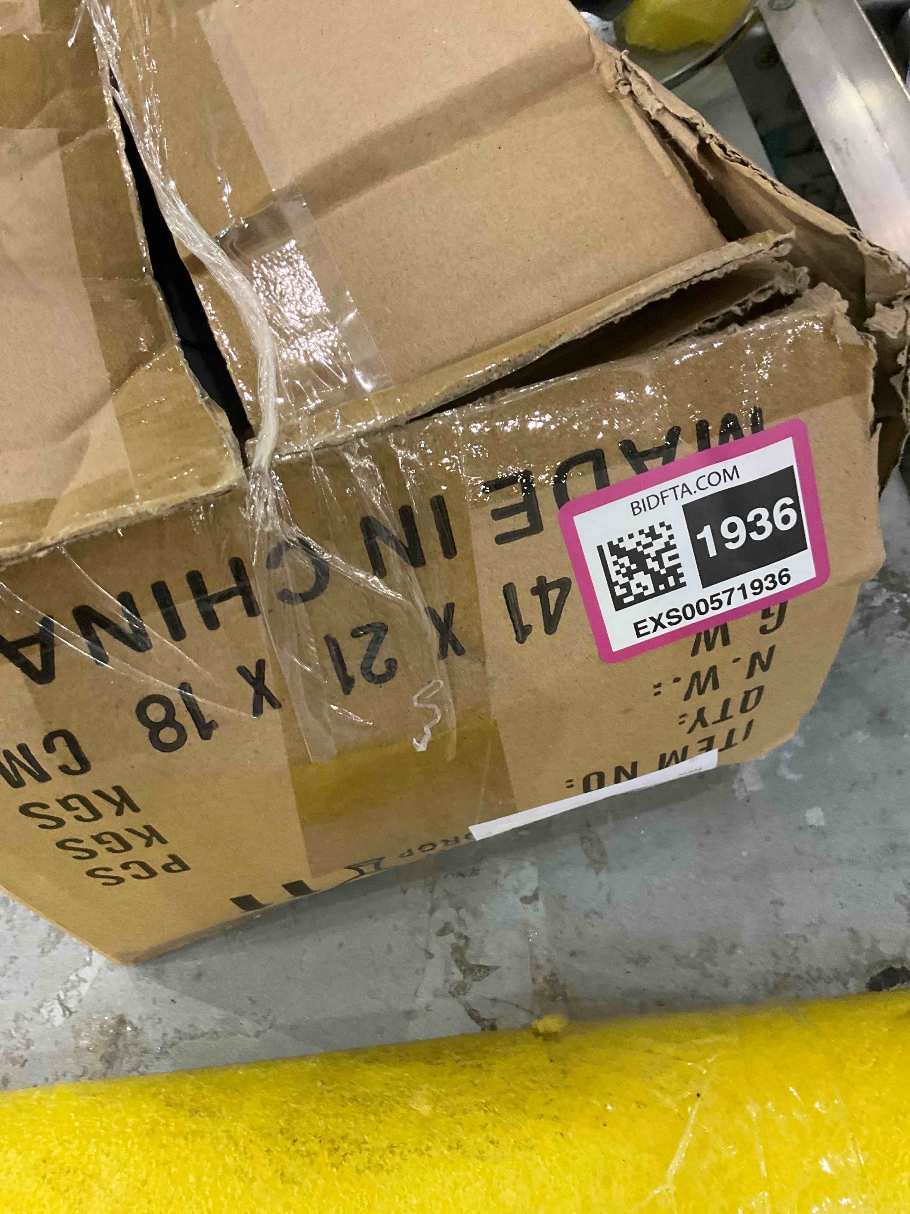 https://s3.amazonaws.com/lotting-images-prod/bidfta/EXS00571936_1694605599359.jpeg