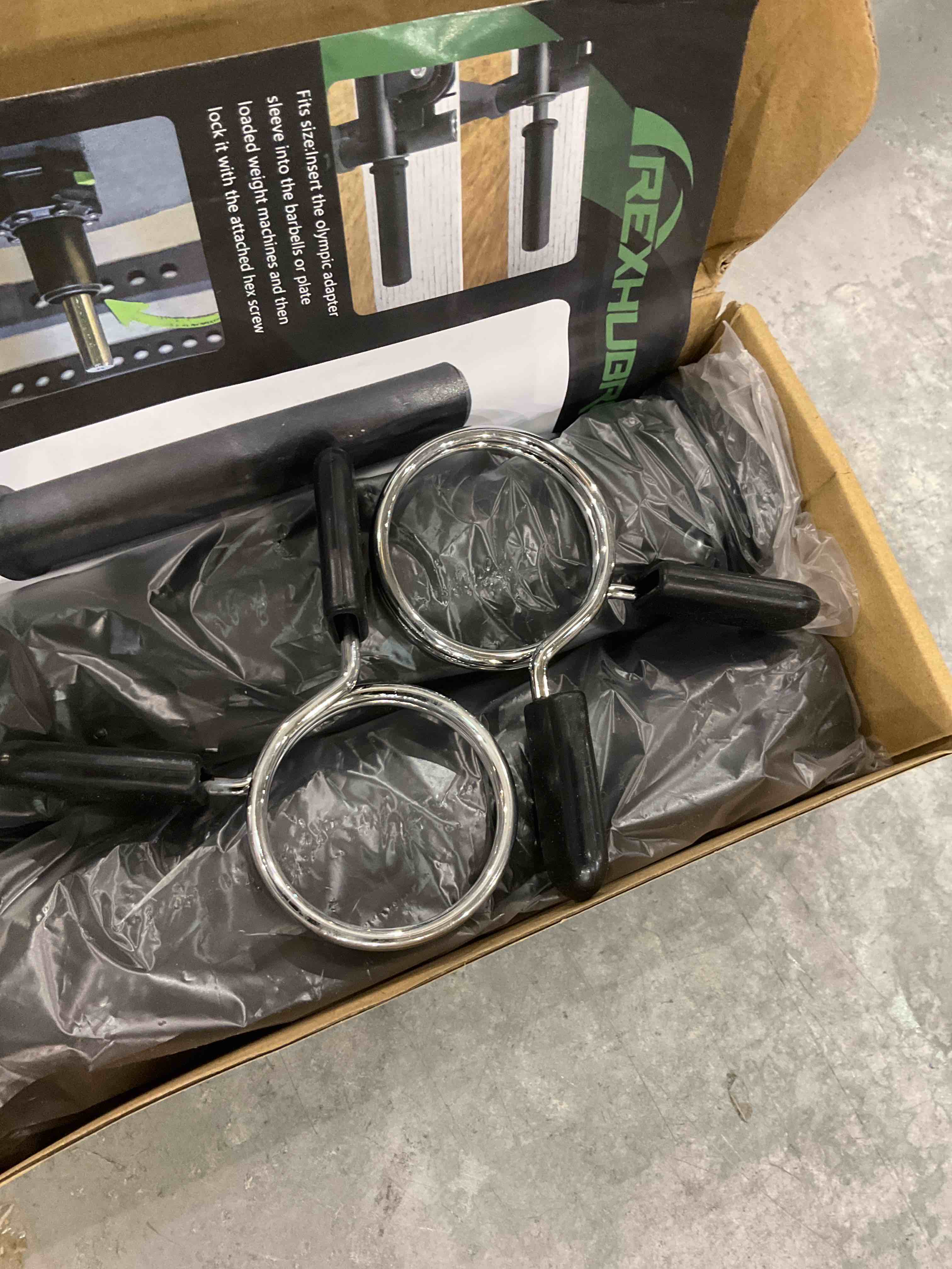 https://s3.amazonaws.com/lotting-images-prod/bidfta/EXS00571949_1694606448400.jpeg