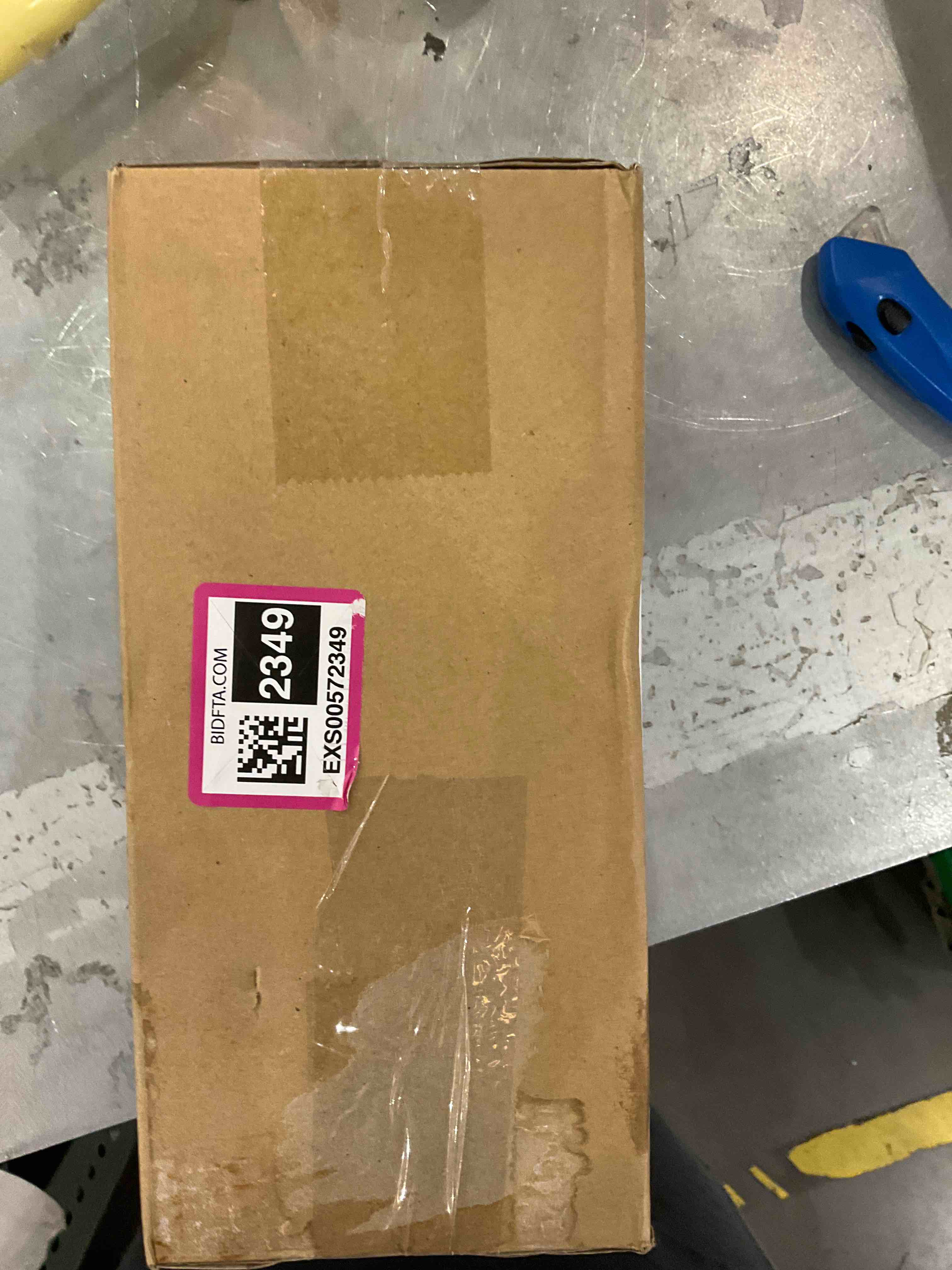 https://s3.amazonaws.com/lotting-images-prod/bidfta/EXS00572349_1694181003639.jpeg