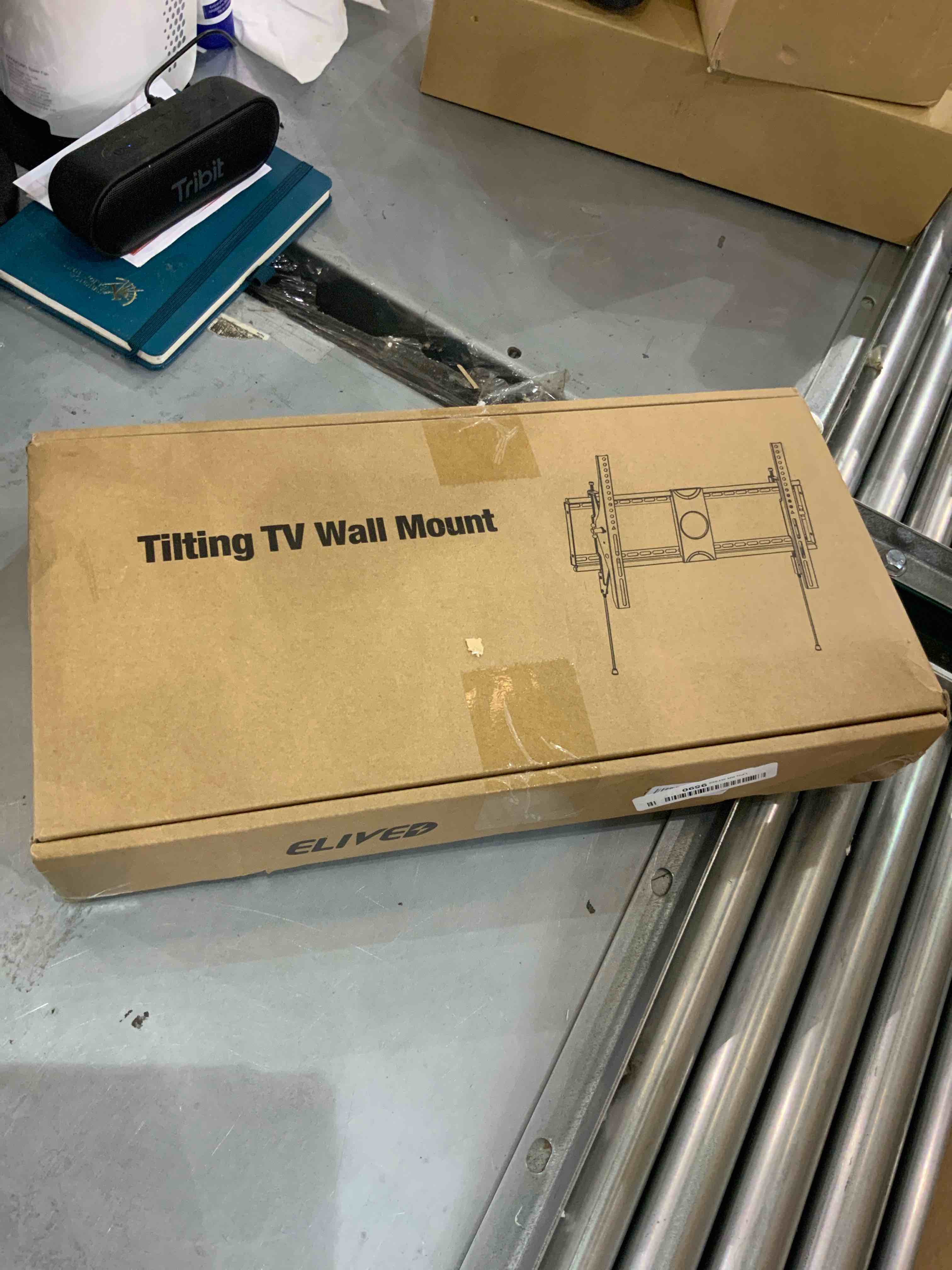 https://s3.amazonaws.com/lotting-images-prod/bidfta/EXS00572581_1694007670575.jpeg