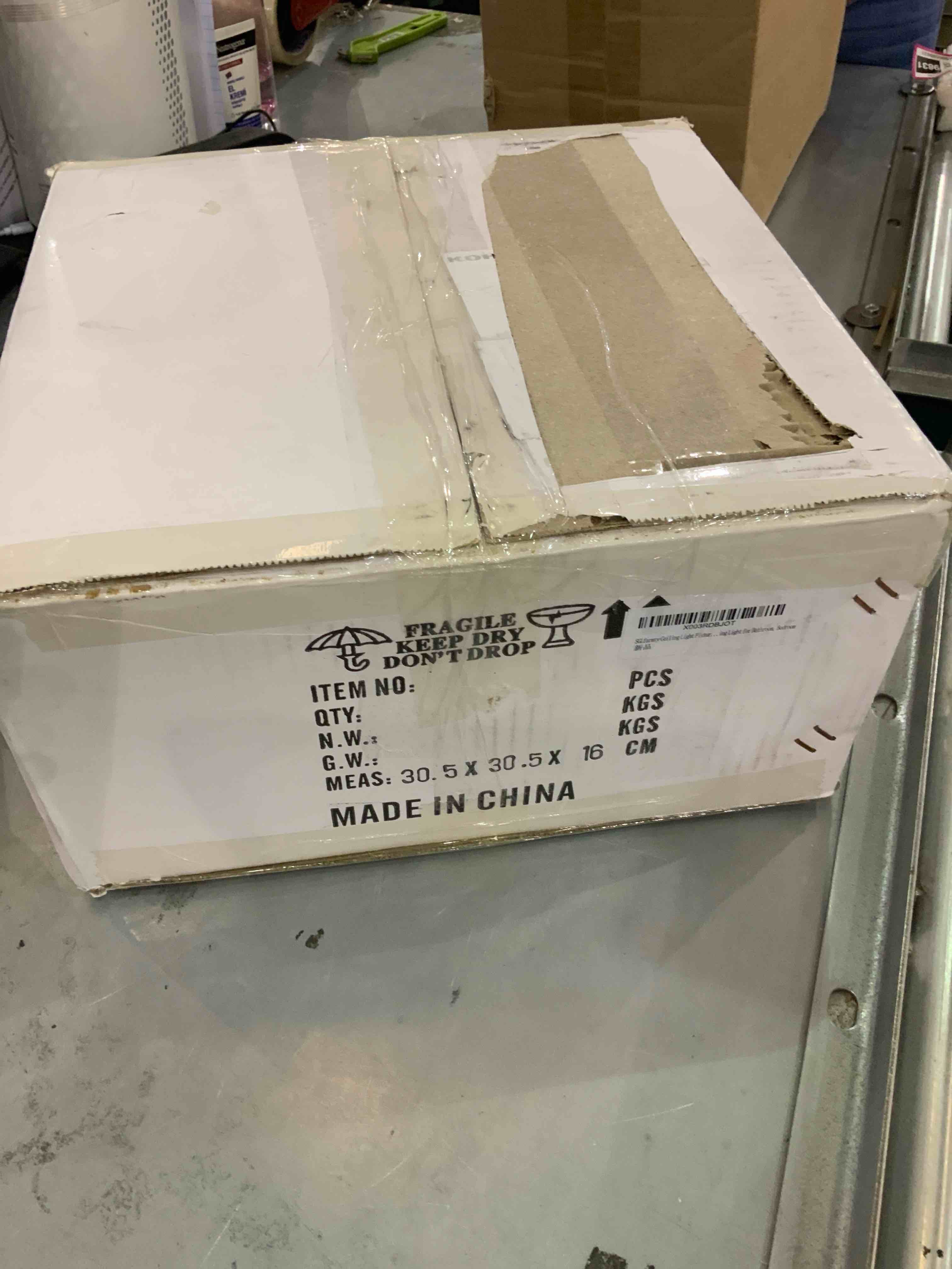 https://s3.amazonaws.com/lotting-images-prod/bidfta/EXS00572678_1694020636807.jpeg