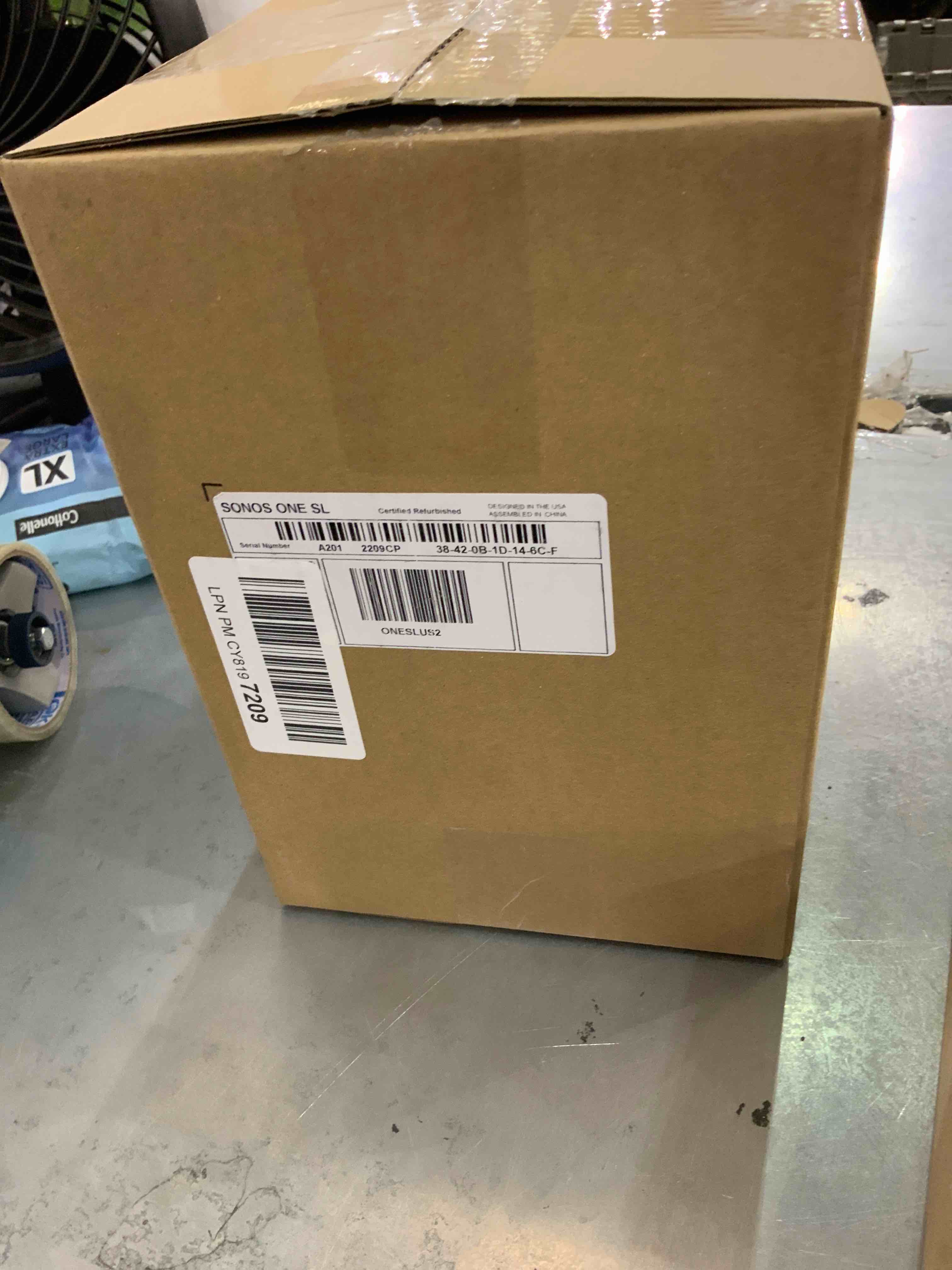 https://s3.amazonaws.com/lotting-images-prod/bidfta/EXS00572958_1694113449459.jpeg