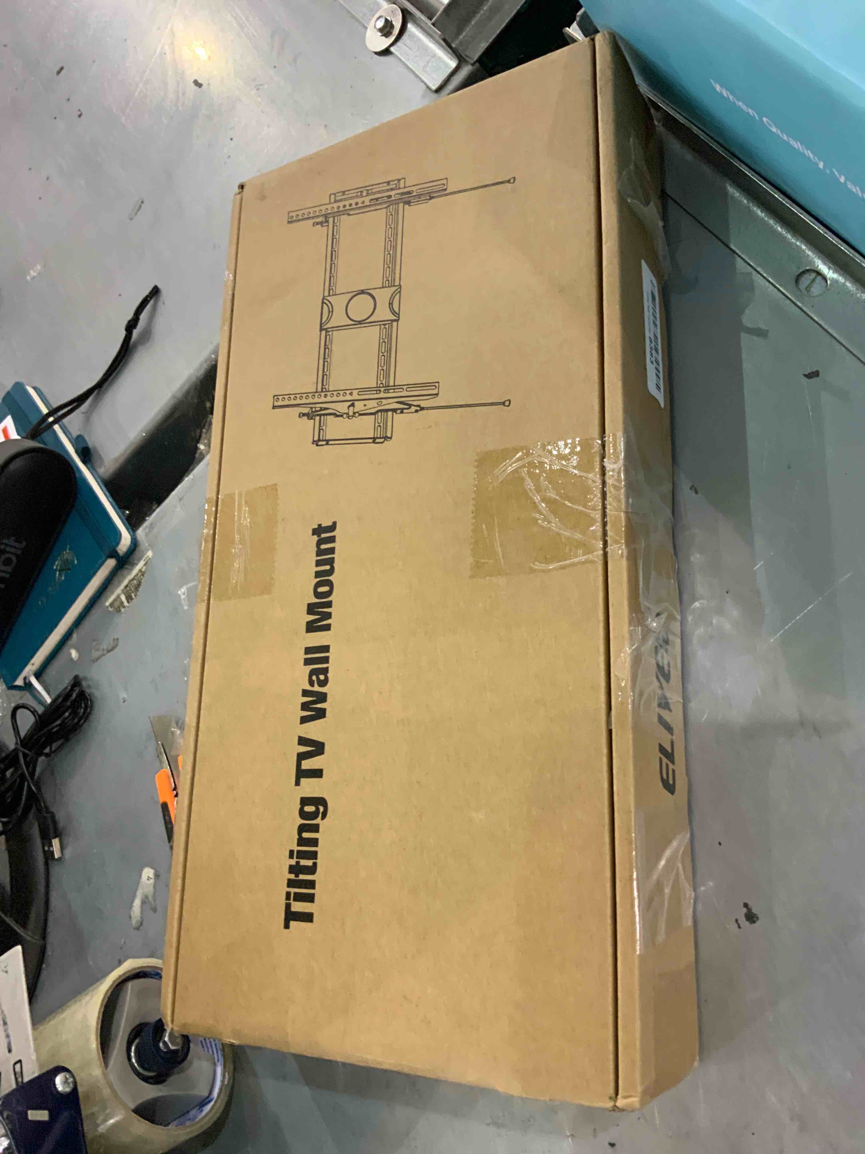 https://s3.amazonaws.com/lotting-images-prod/bidfta/EXS00572973_1694171949230.jpeg
