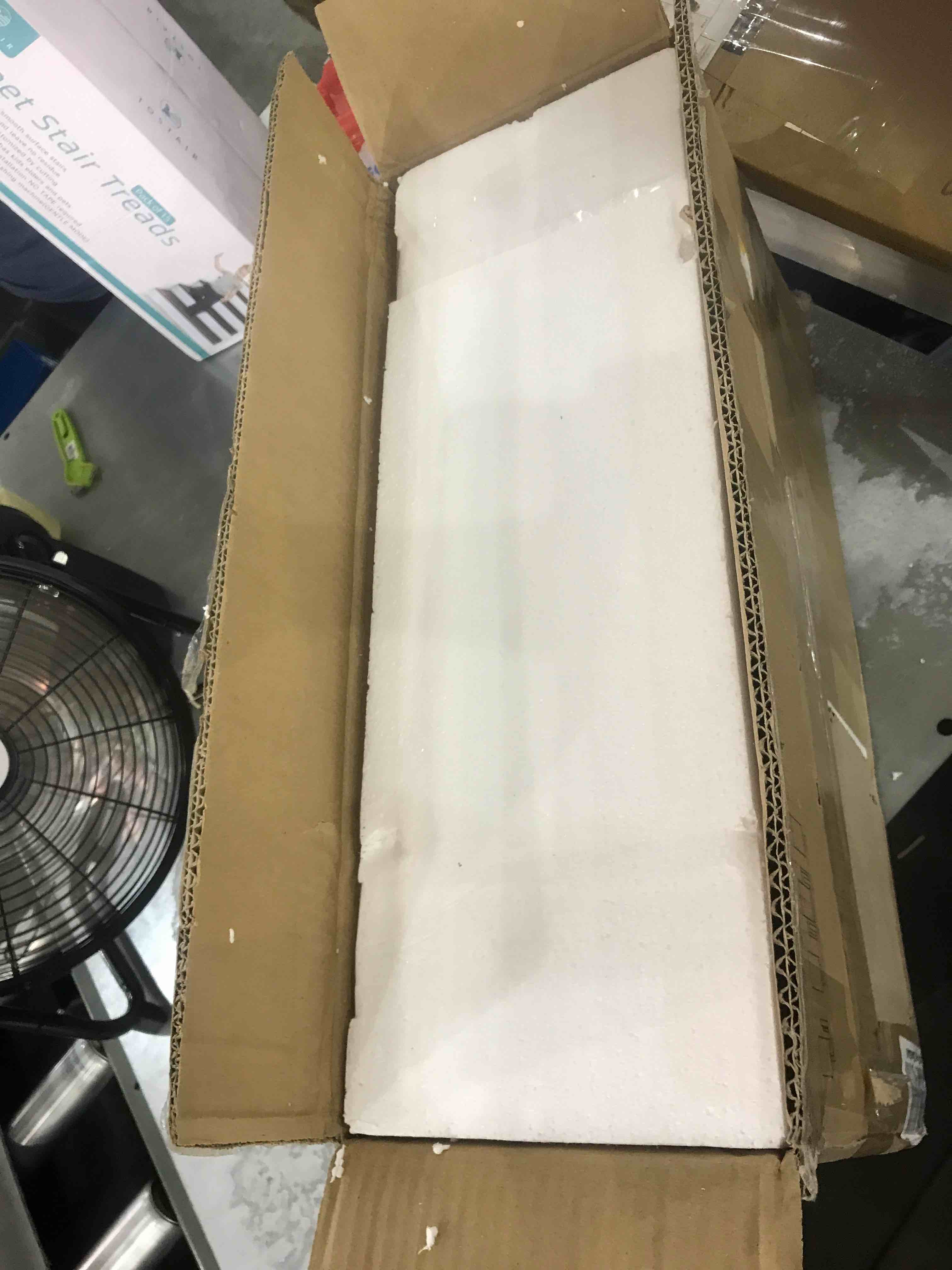 https://s3.amazonaws.com/lotting-images-prod/bidfta/EXS00573242_1694520117171.jpeg