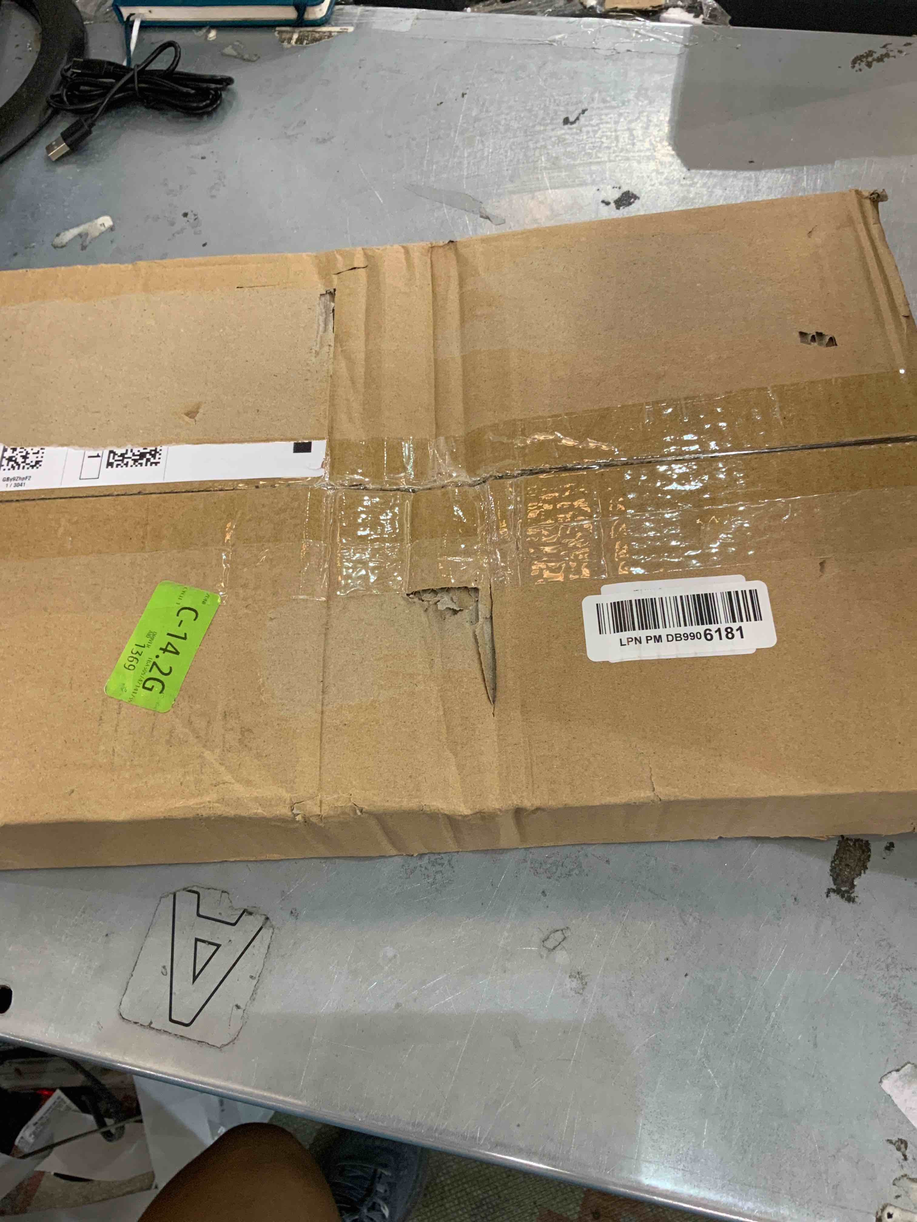 https://s3.amazonaws.com/lotting-images-prod/bidfta/EXS00573615_1694185116391.jpeg