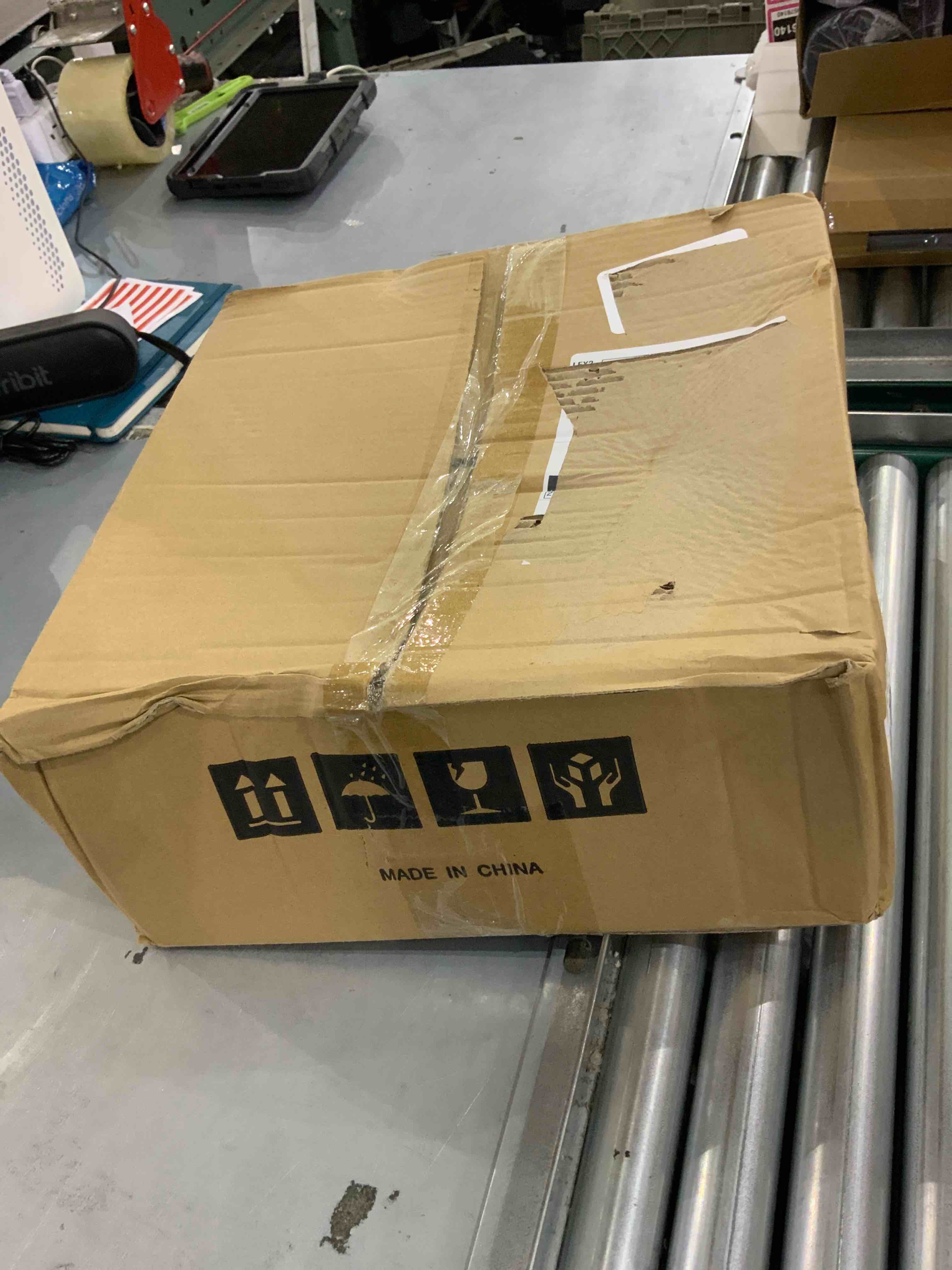 https://s3.amazonaws.com/lotting-images-prod/bidfta/EXS00573796_1694431223119.jpeg