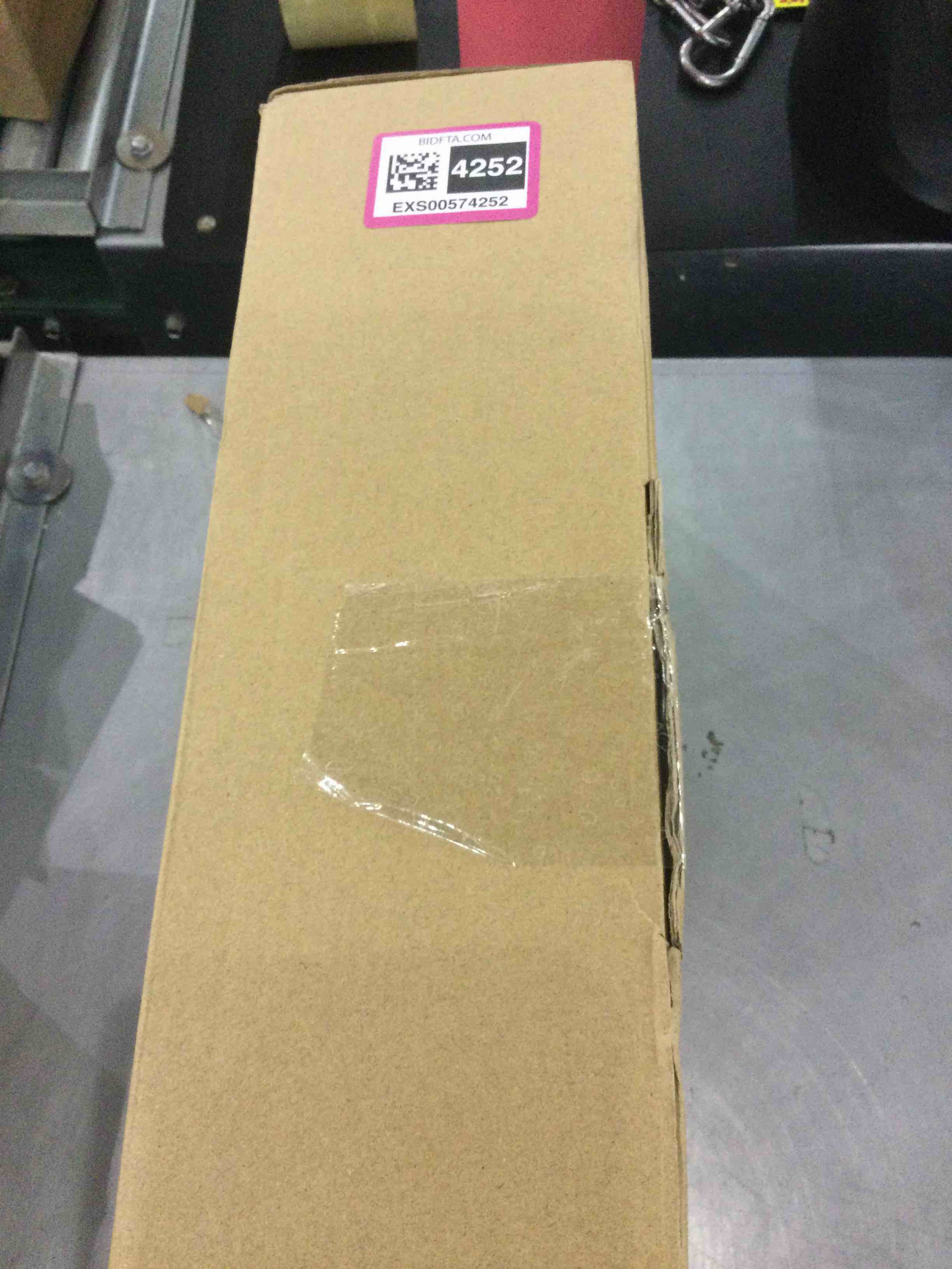 https://s3.amazonaws.com/lotting-images-prod/bidfta/EXS00574252_1694173550380.jpeg