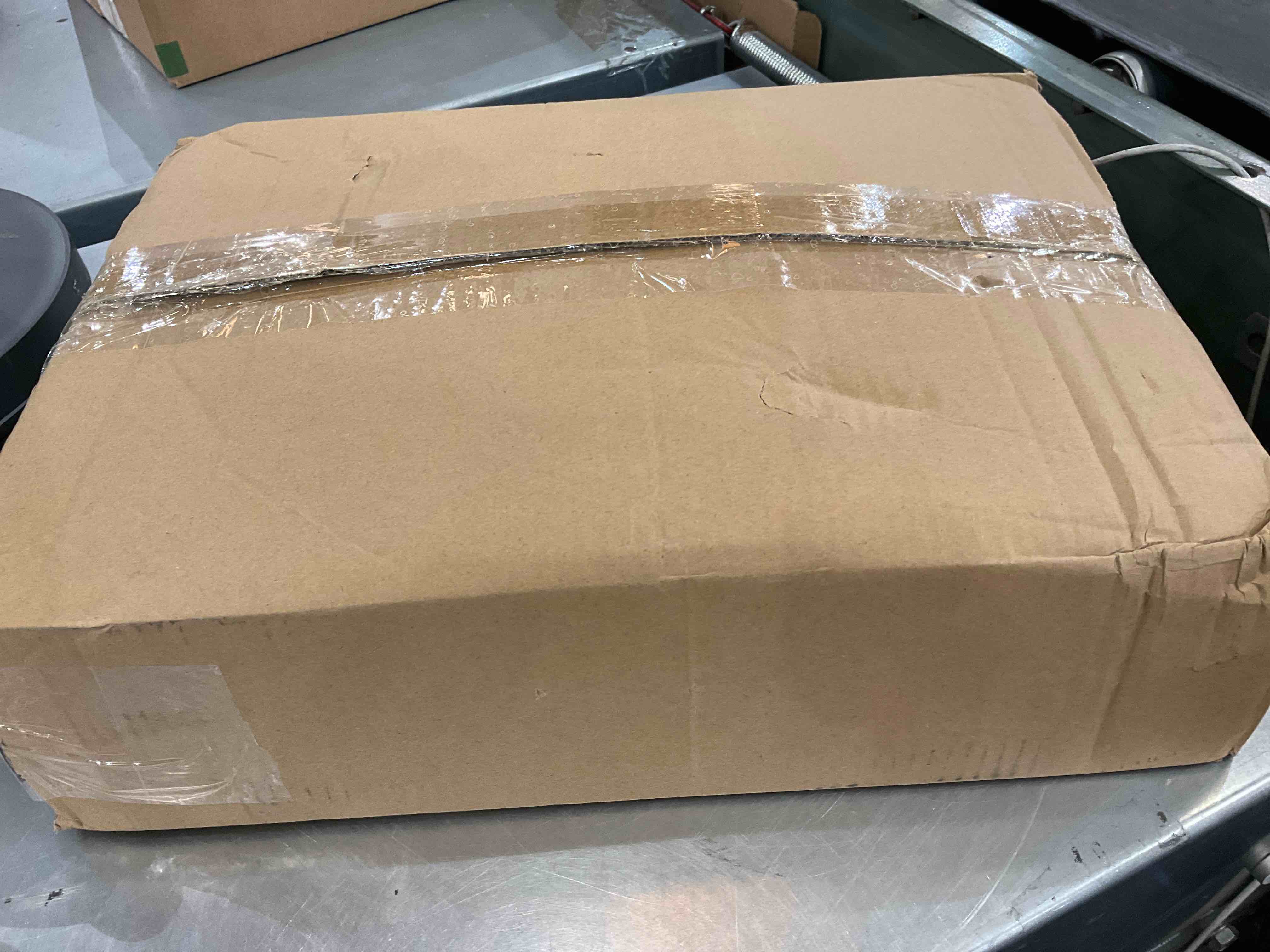https://s3.amazonaws.com/lotting-images-prod/bidfta/EXS00575487_1694711012649.jpeg