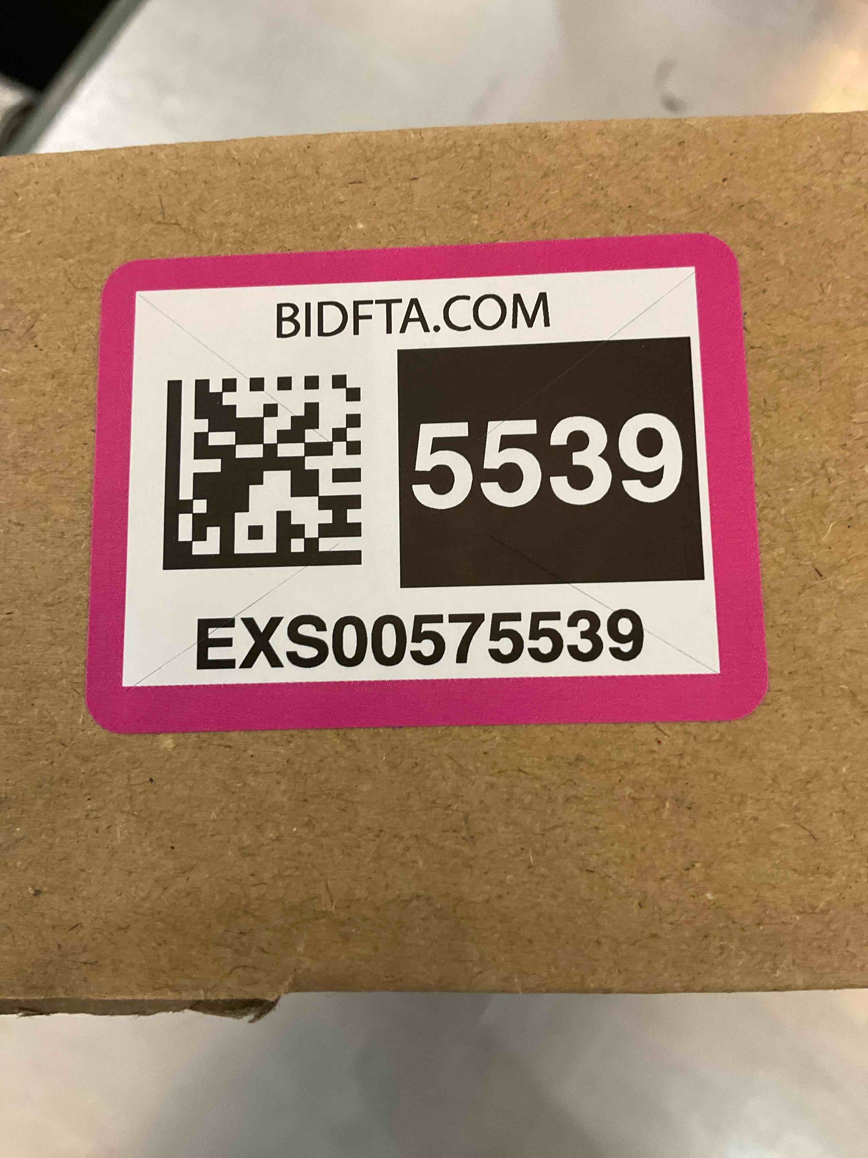 https://s3.amazonaws.com/lotting-images-prod/bidfta/EXS00575539_1695311377625.jpeg