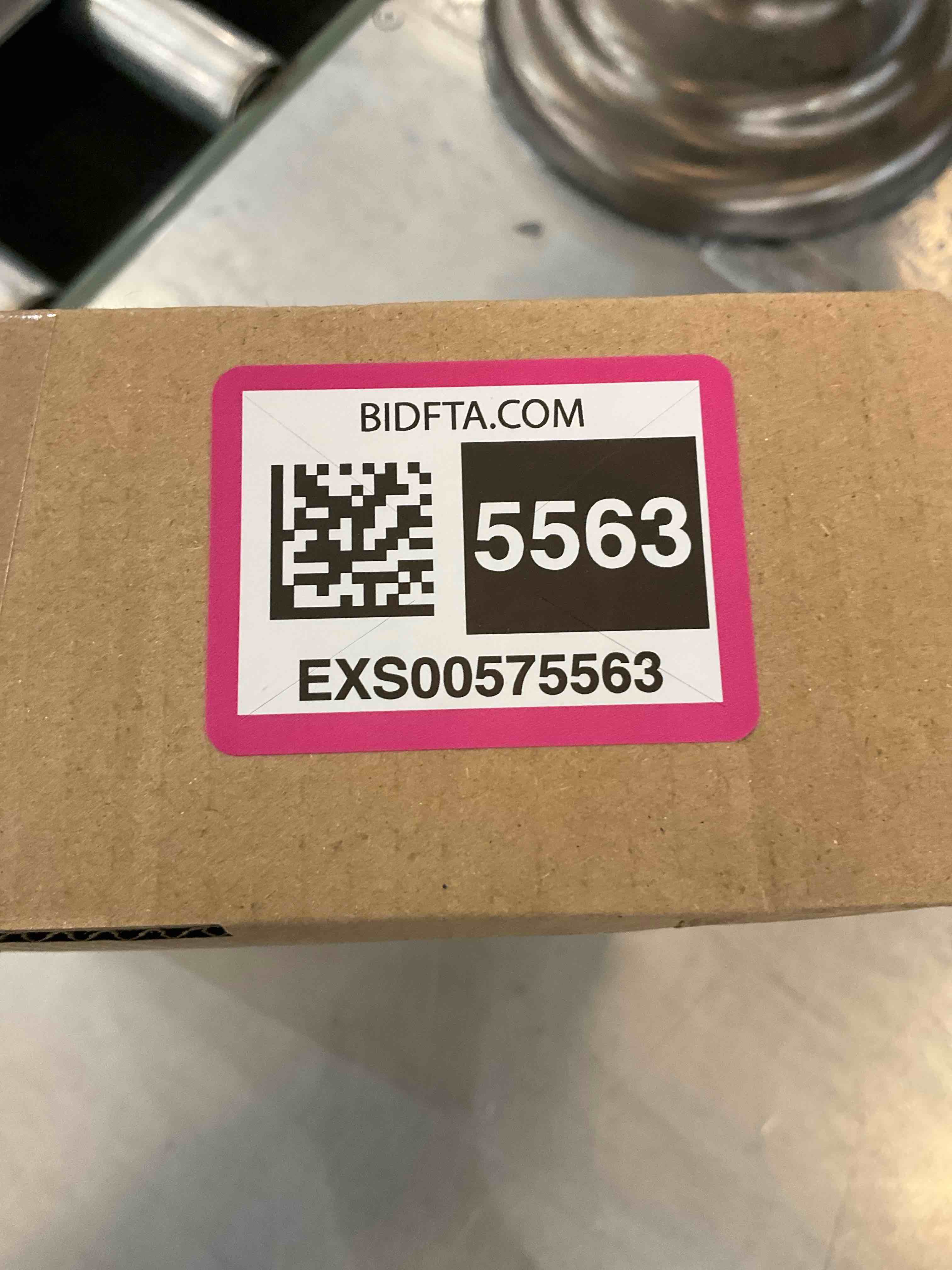 https://s3.amazonaws.com/lotting-images-prod/bidfta/EXS00575563_1695318276898.jpeg