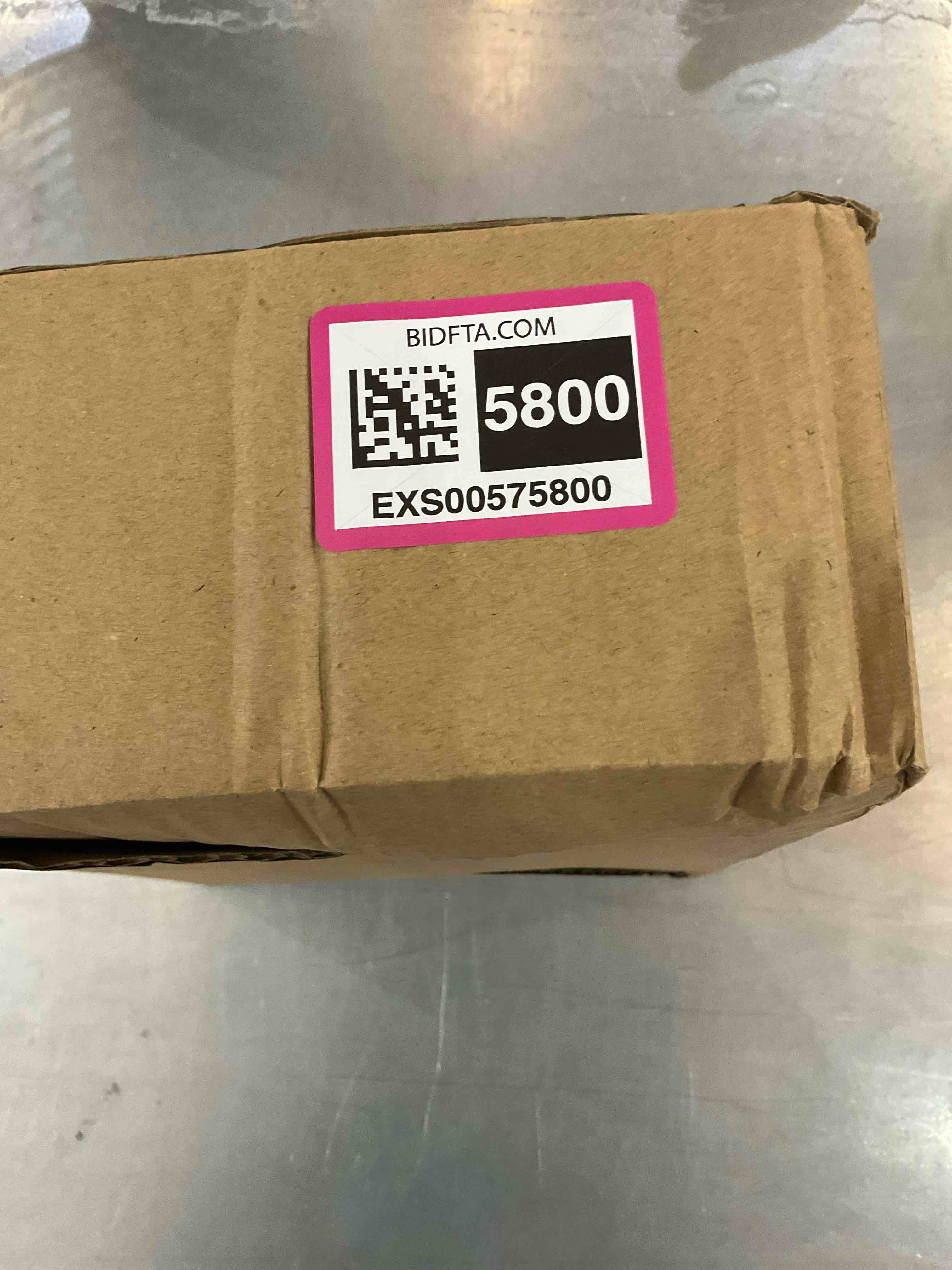 https://s3.amazonaws.com/lotting-images-prod/bidfta/EXS00575800_1695663081989.jpeg