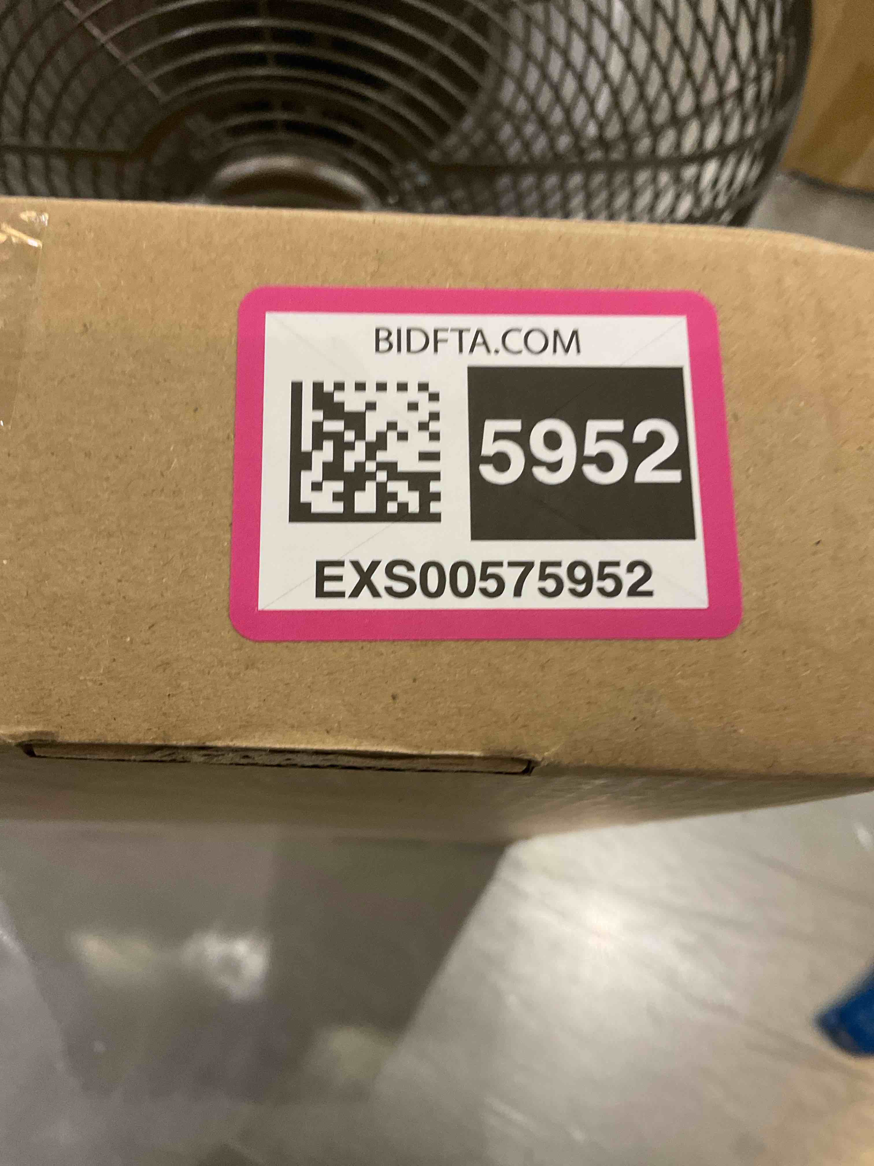 https://s3.amazonaws.com/lotting-images-prod/bidfta/EXS00575952_1695738115784.jpeg