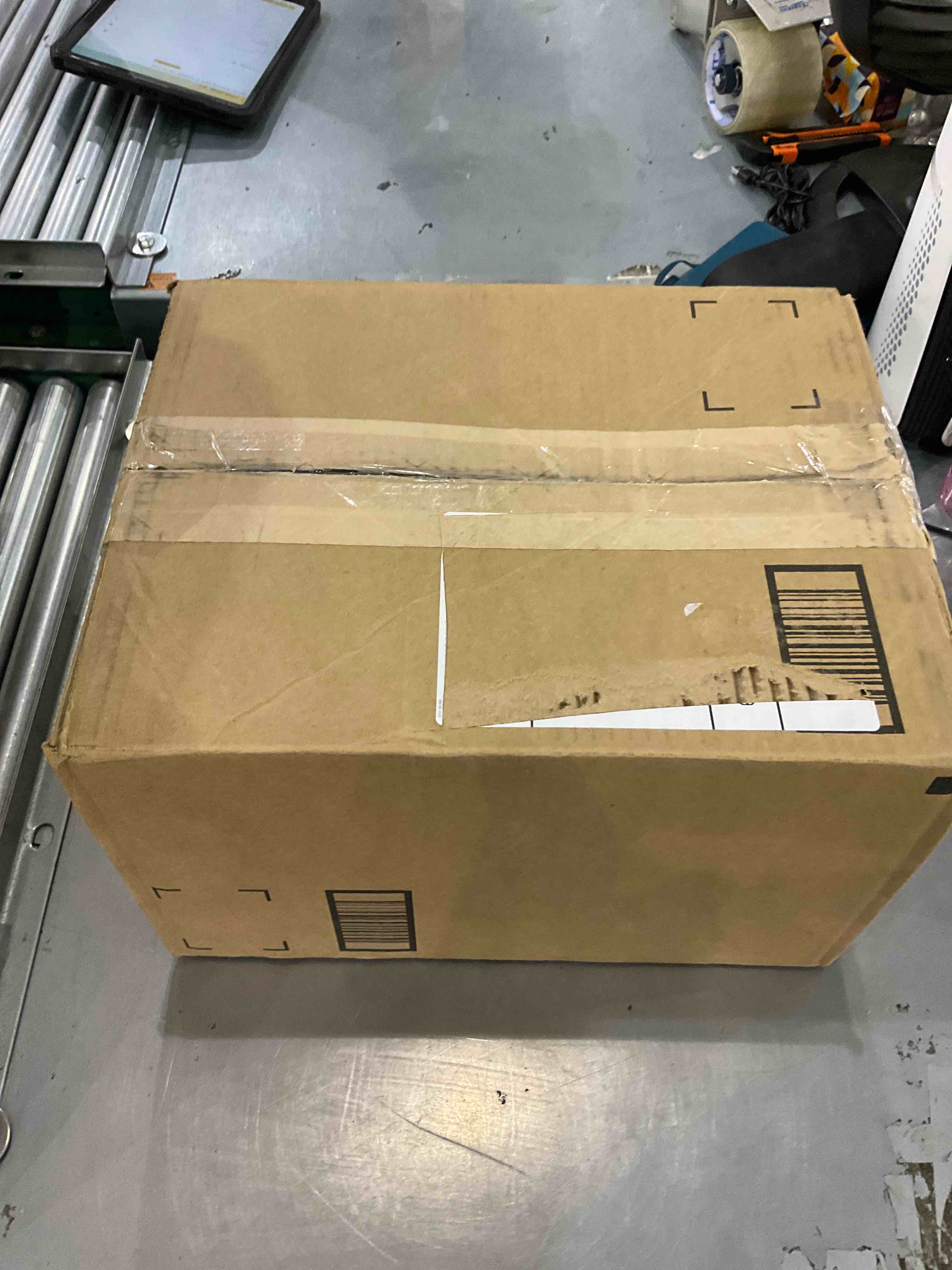 https://s3.amazonaws.com/lotting-images-prod/bidfta/EXS00576133_1694690680804.jpeg