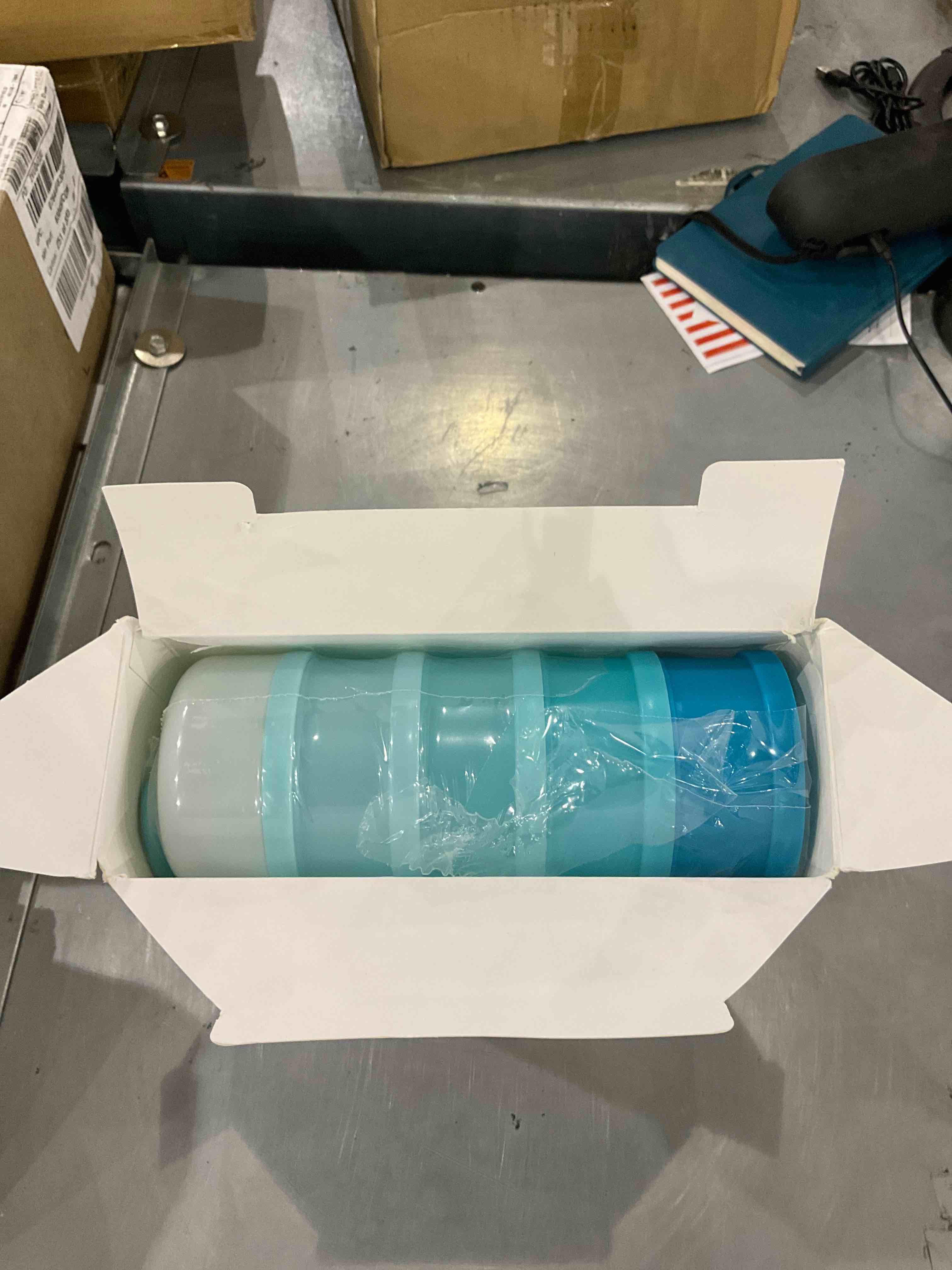 https://s3.amazonaws.com/lotting-images-prod/bidfta/EXS00576149_1694693024874.jpeg