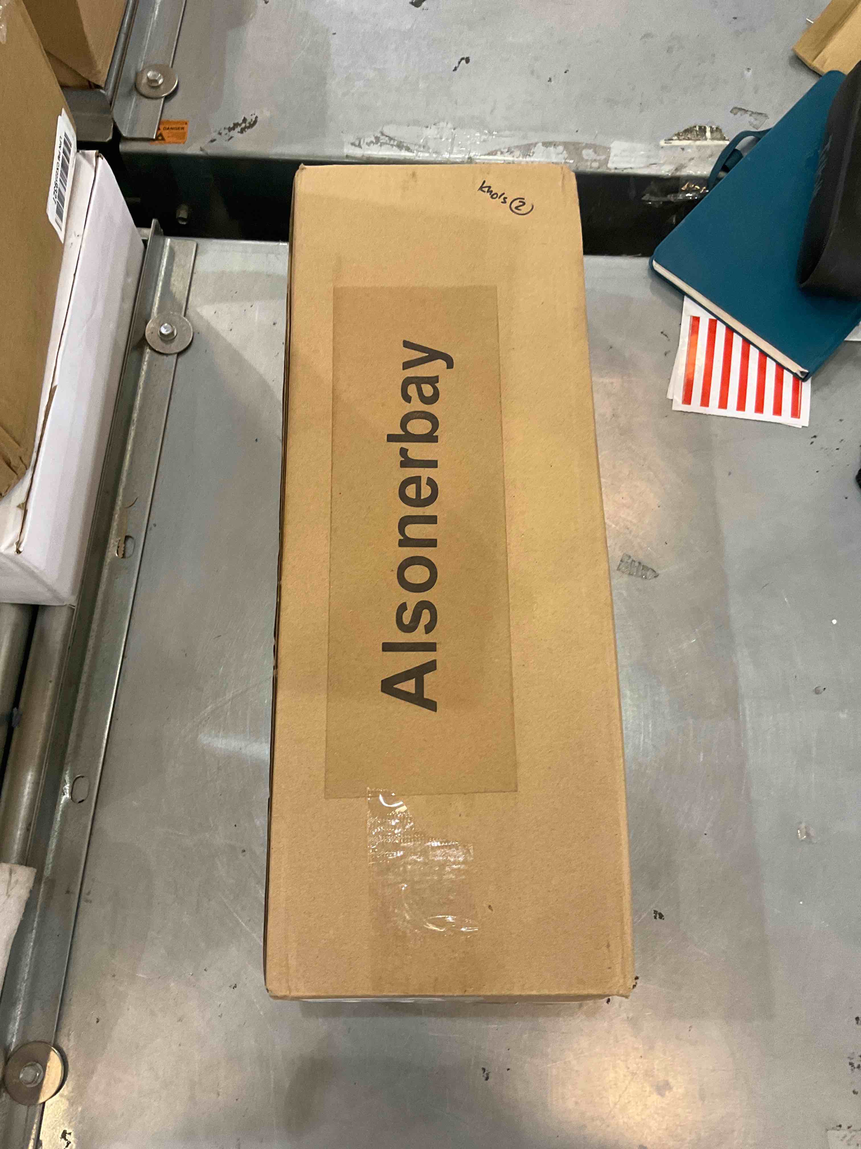 https://s3.amazonaws.com/lotting-images-prod/bidfta/EXS00576331_1694712096305.jpeg