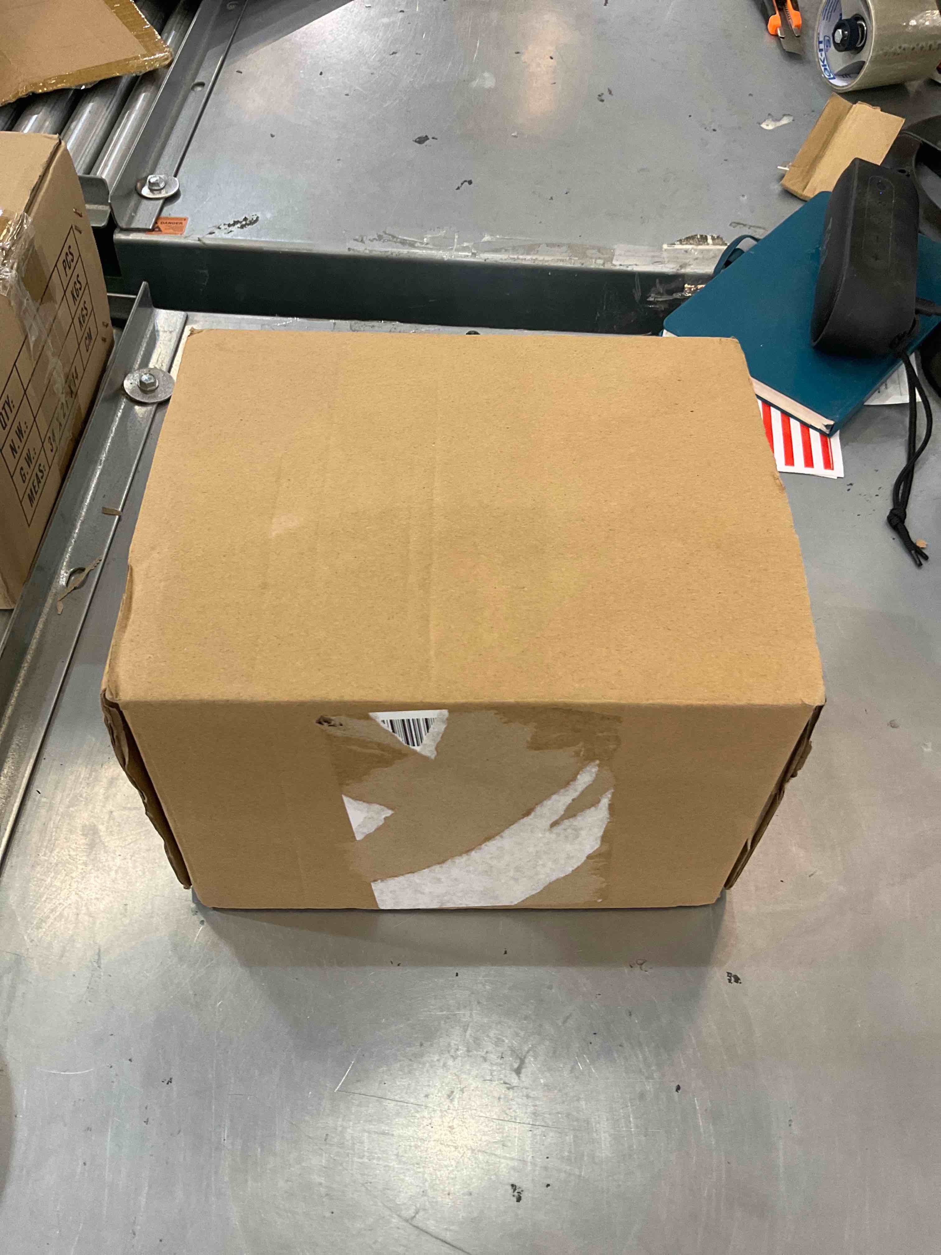 https://s3.amazonaws.com/lotting-images-prod/bidfta/EXS00576343_1694713670129.jpeg