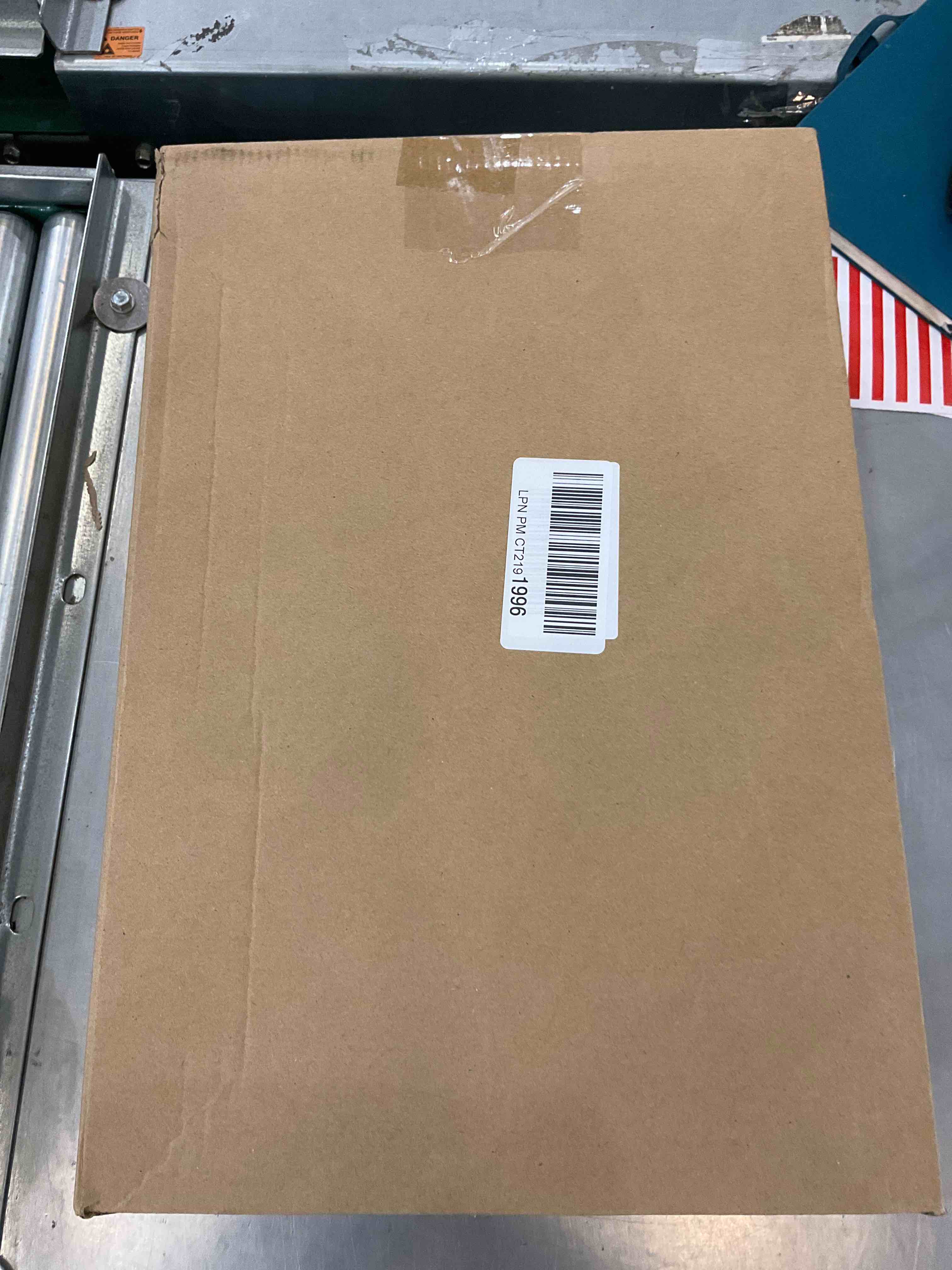 https://s3.amazonaws.com/lotting-images-prod/bidfta/EXS00576363_1694716999087.jpeg