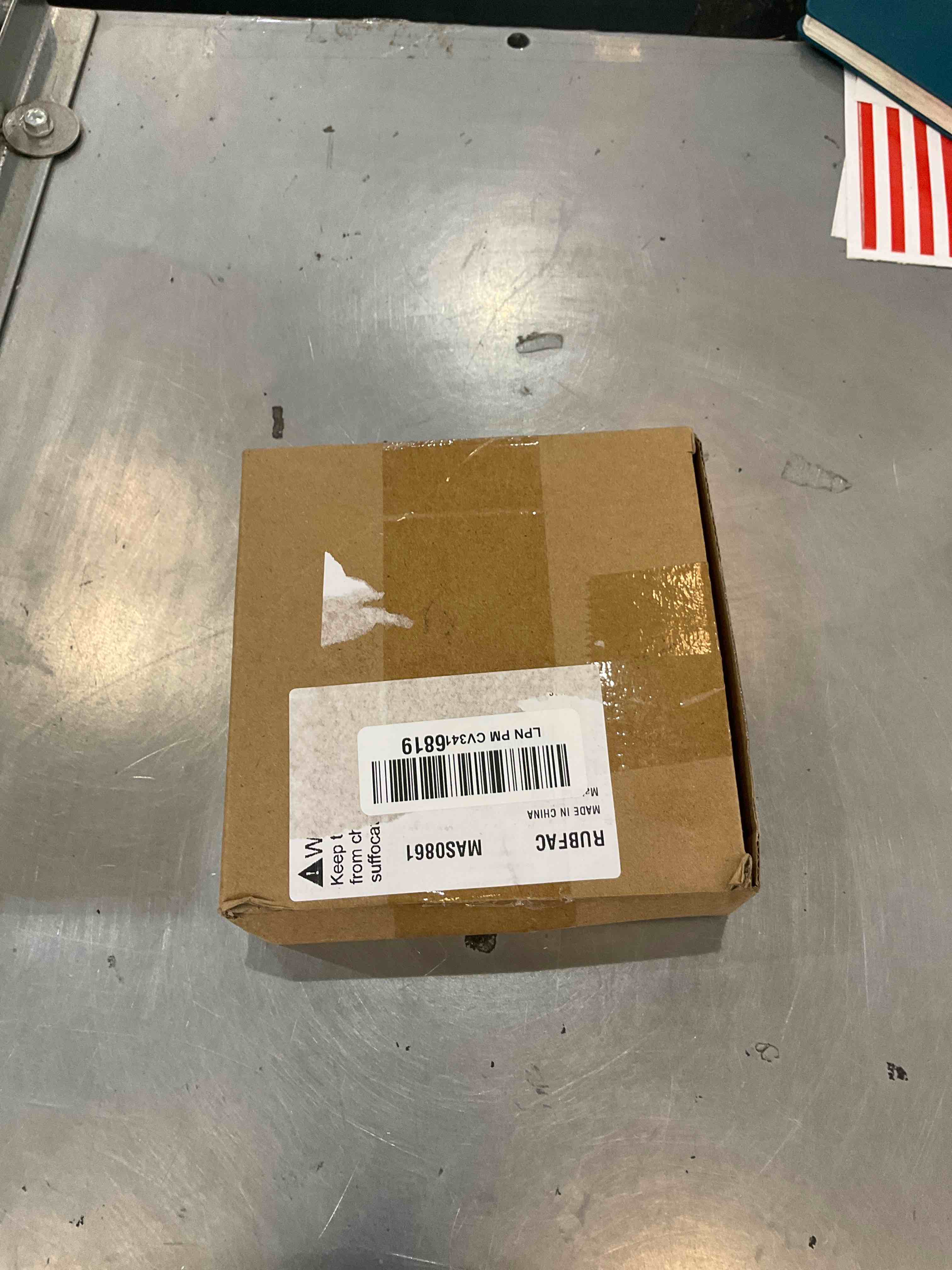 https://s3.amazonaws.com/lotting-images-prod/bidfta/EXS00576364_1694717058628.jpeg