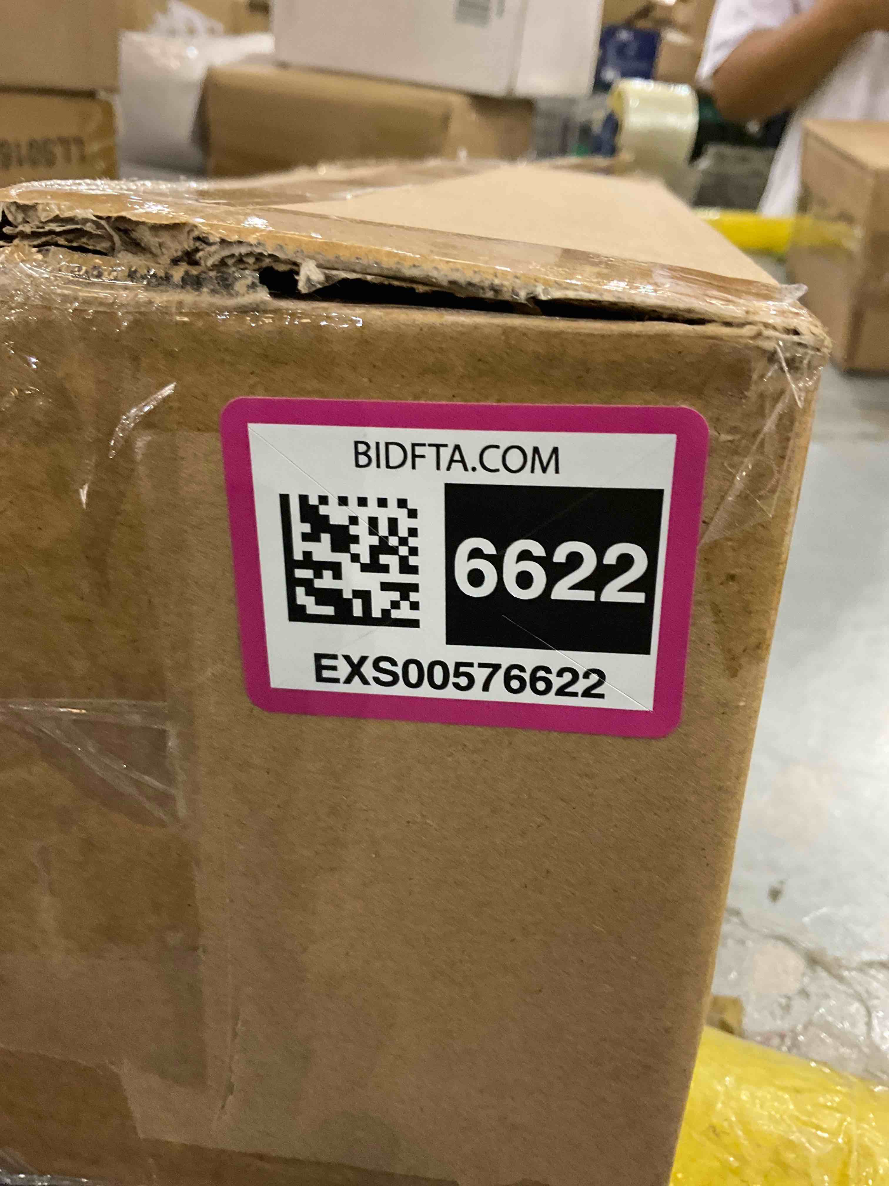 https://s3.amazonaws.com/lotting-images-prod/bidfta/EXS00576622_1694181640641.jpeg