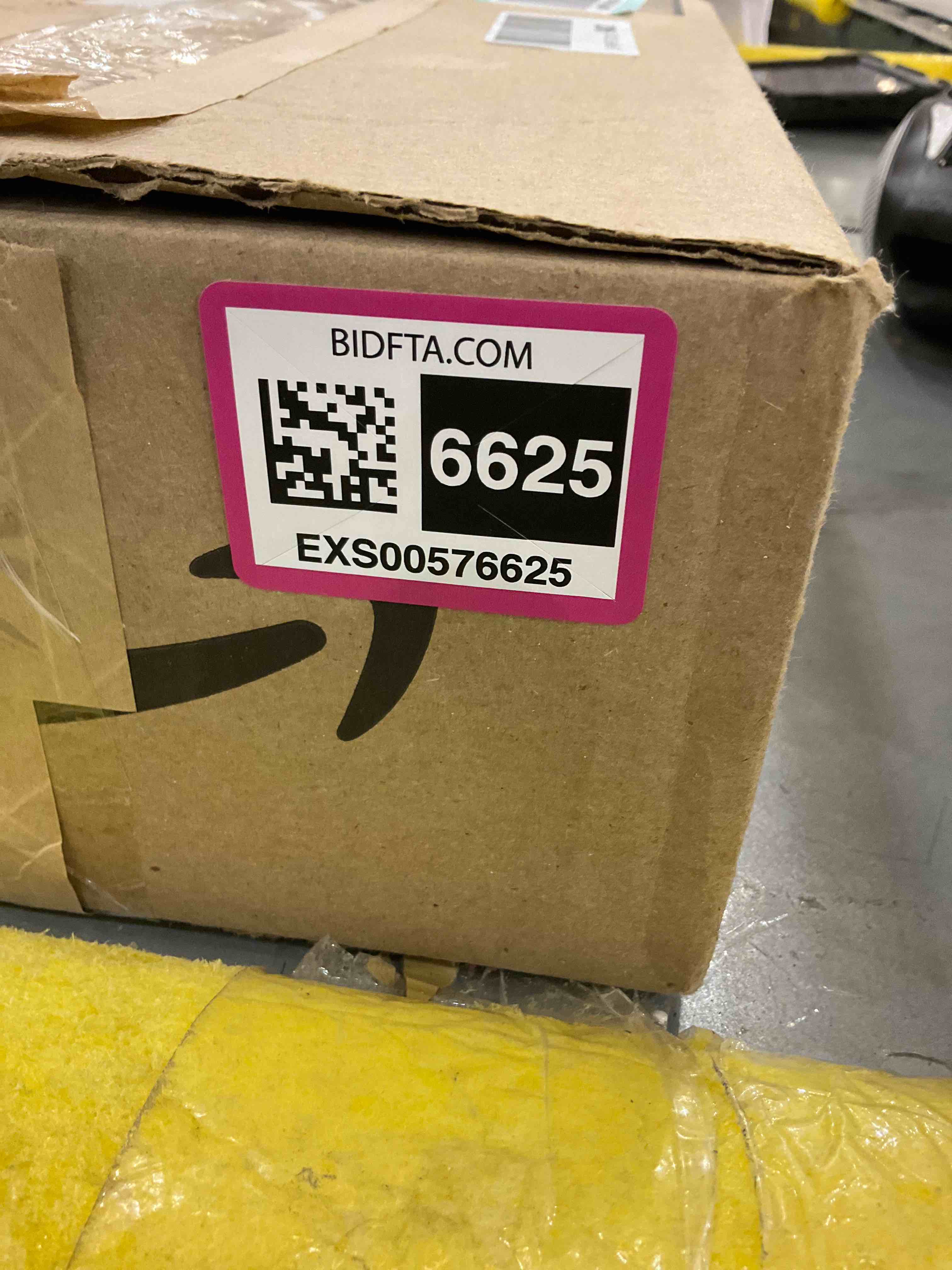 https://s3.amazonaws.com/lotting-images-prod/bidfta/EXS00576625_1694181882813.jpeg