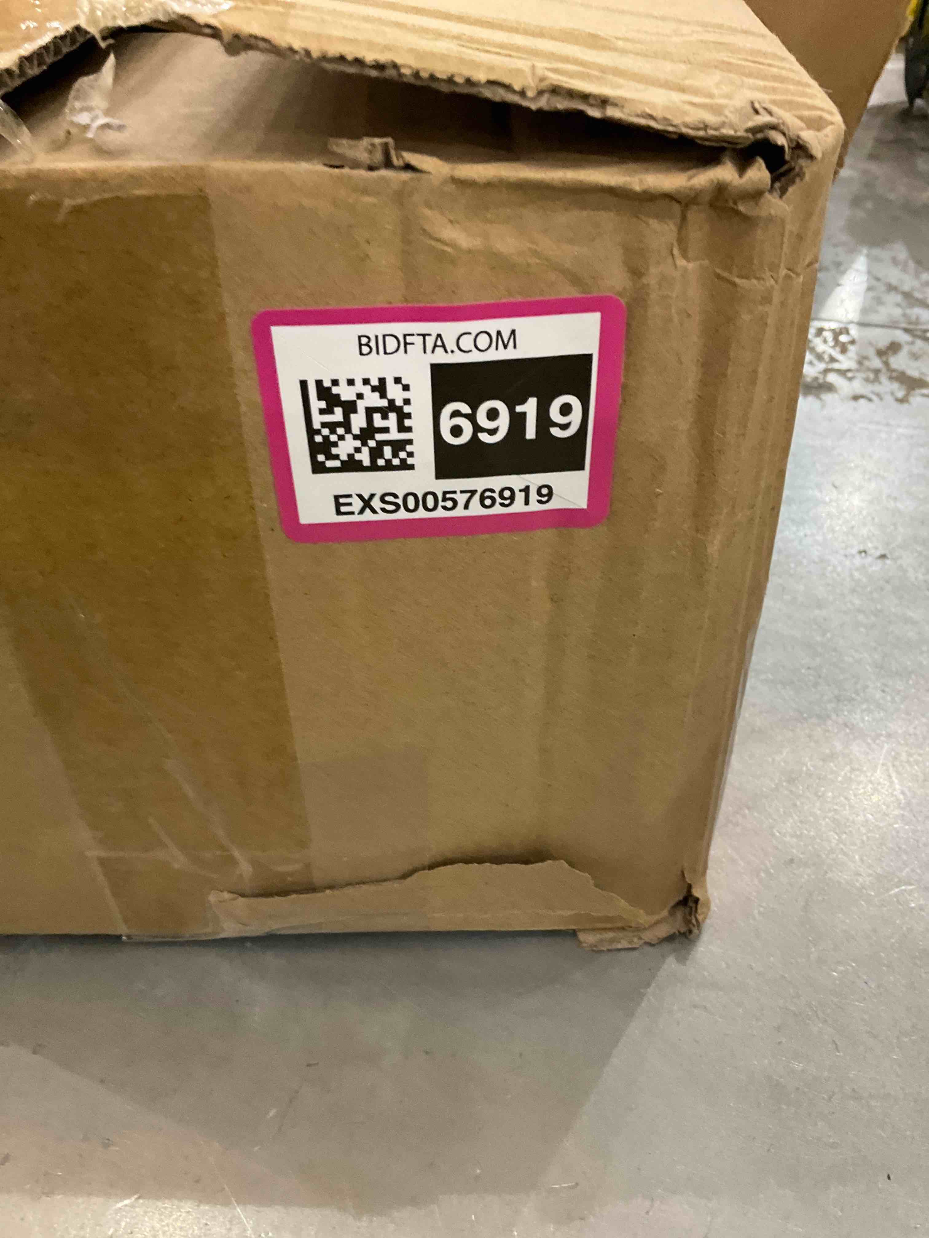 https://s3.amazonaws.com/lotting-images-prod/bidfta/EXS00576919_1694458070052.jpeg