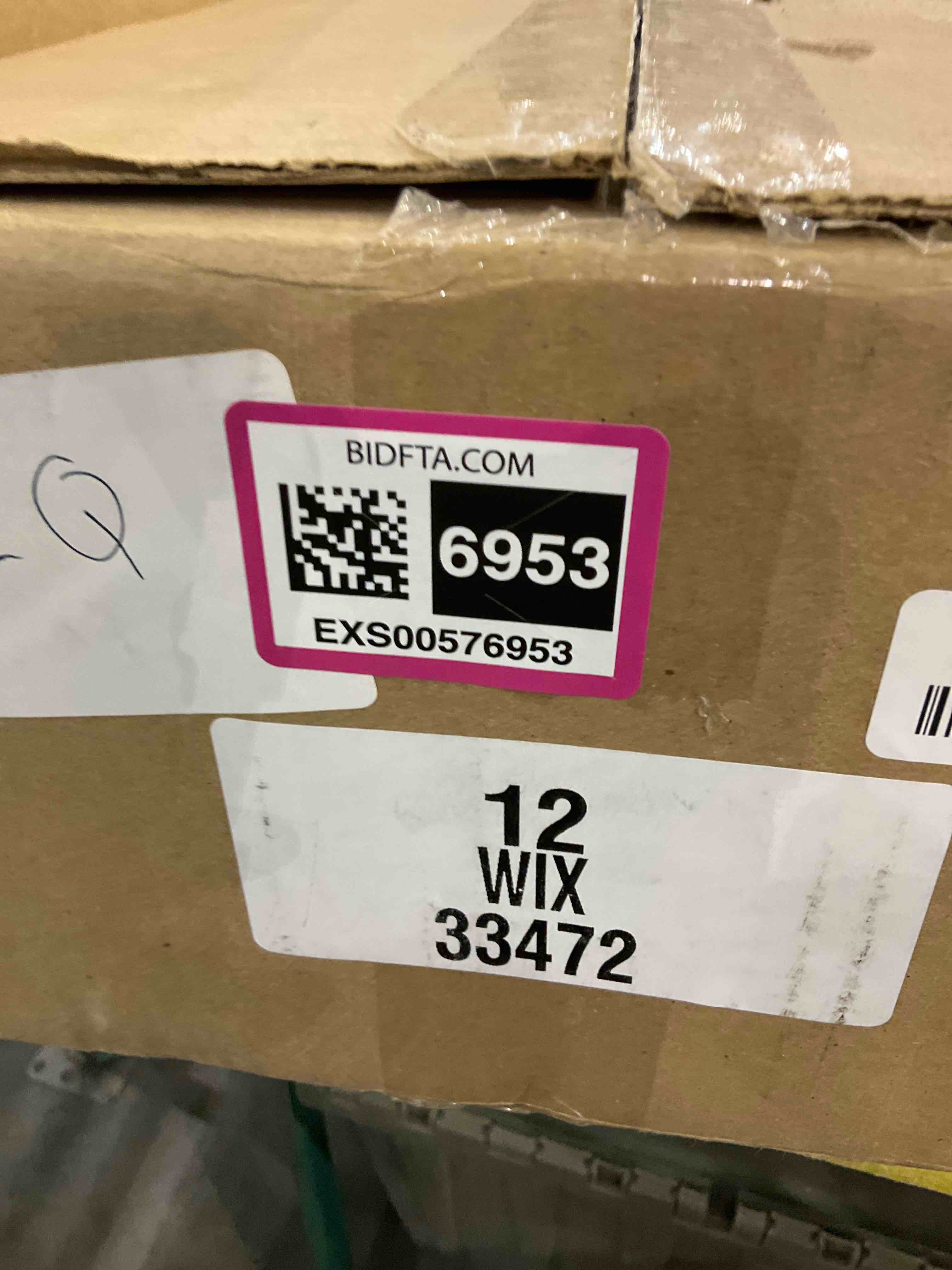 https://s3.amazonaws.com/lotting-images-prod/bidfta/EXS00576953_1694521268303.jpeg