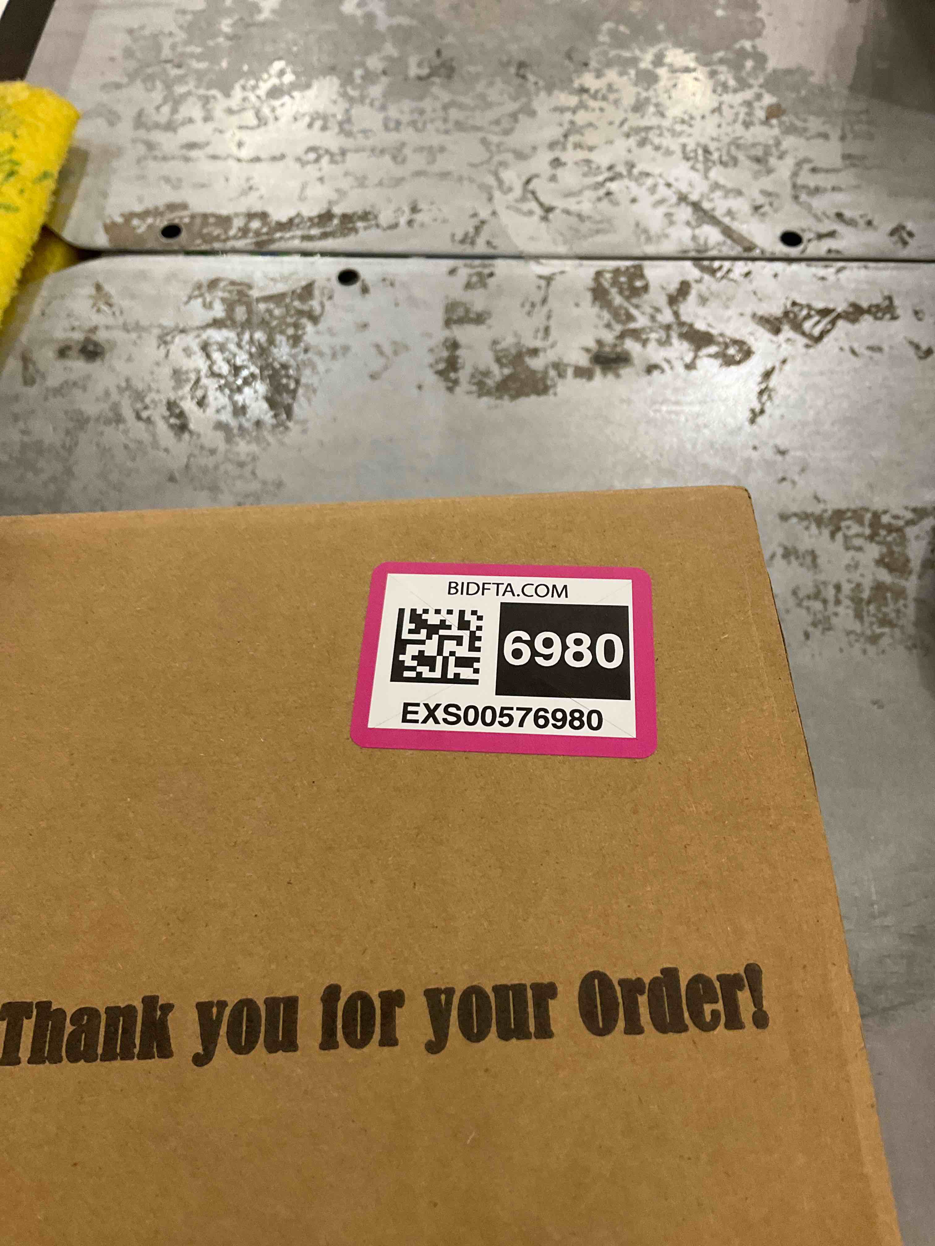 https://s3.amazonaws.com/lotting-images-prod/bidfta/EXS00576980_1694526424294.jpeg