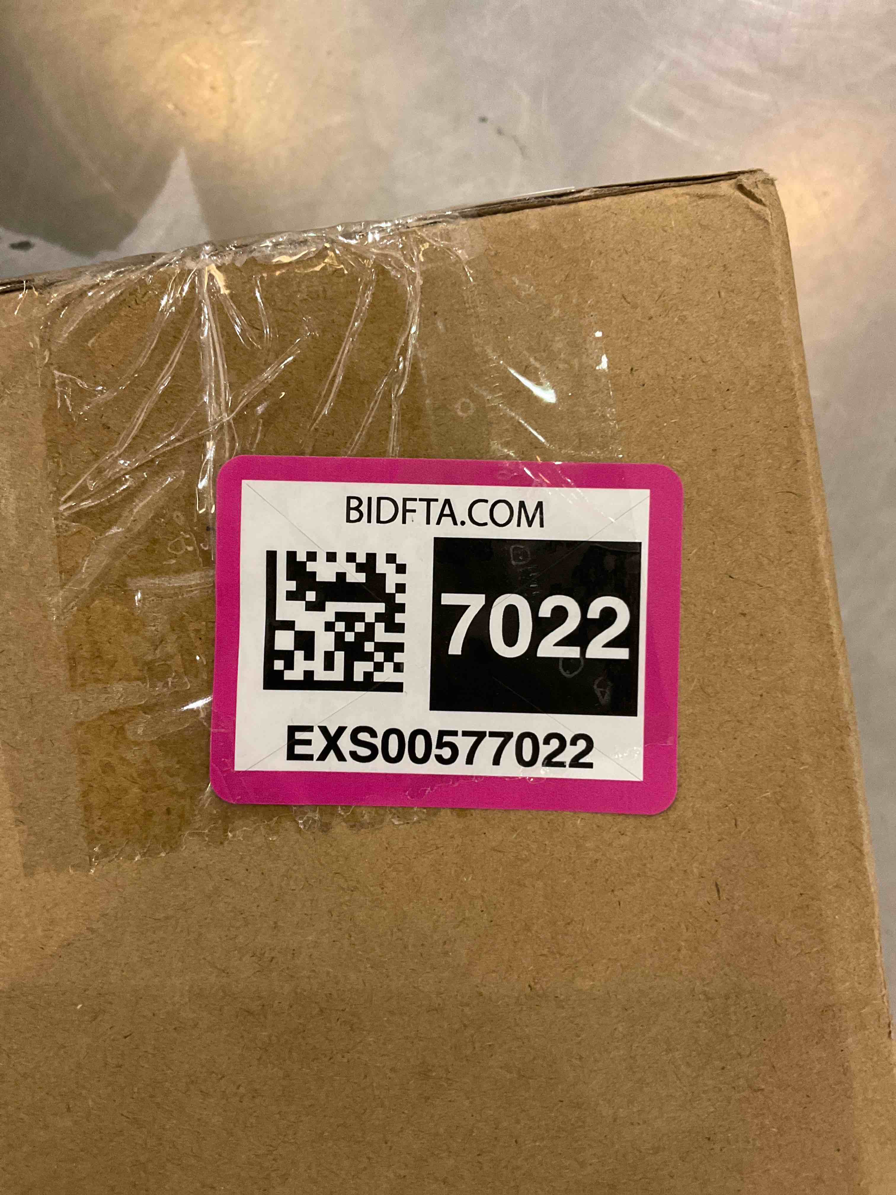 https://s3.amazonaws.com/lotting-images-prod/bidfta/EXS00577022_1694441390637.jpeg