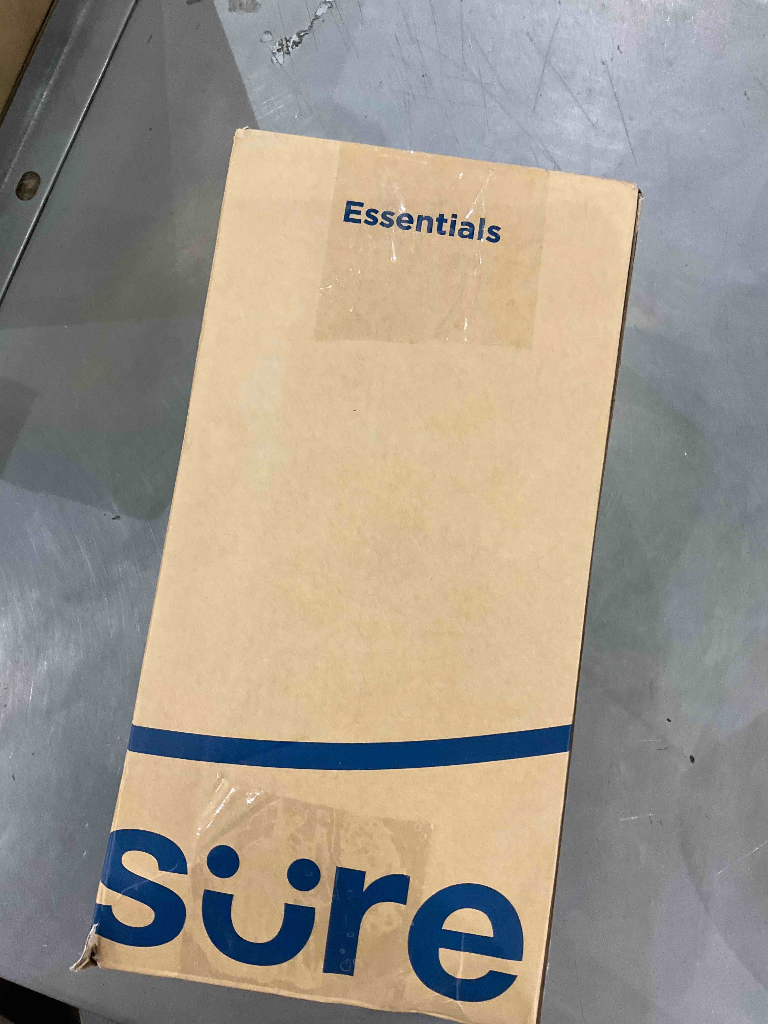 https://s3.amazonaws.com/lotting-images-prod/bidfta/EXS00577161_1694521238931.jpeg