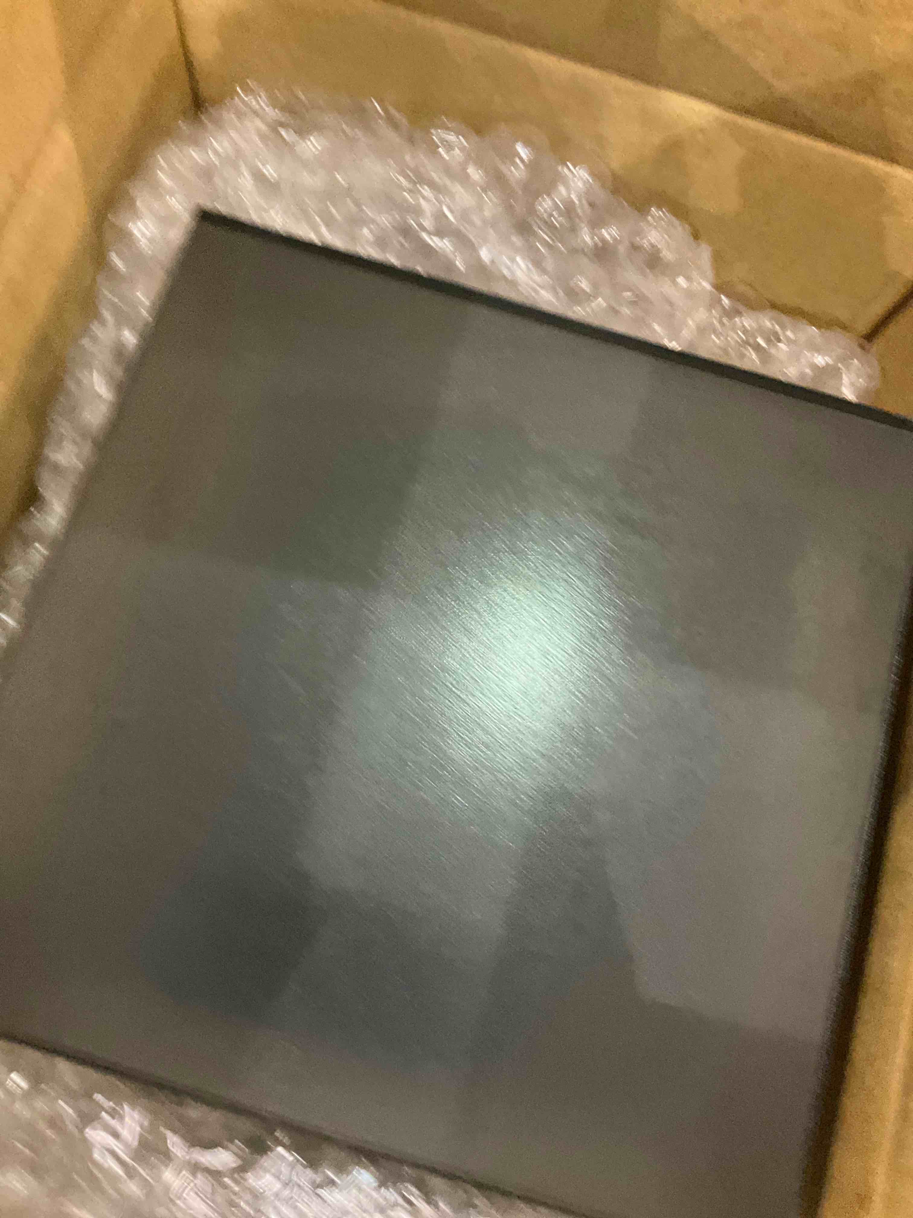 https://s3.amazonaws.com/lotting-images-prod/bidfta/EXS00577297_1694605893944.jpeg