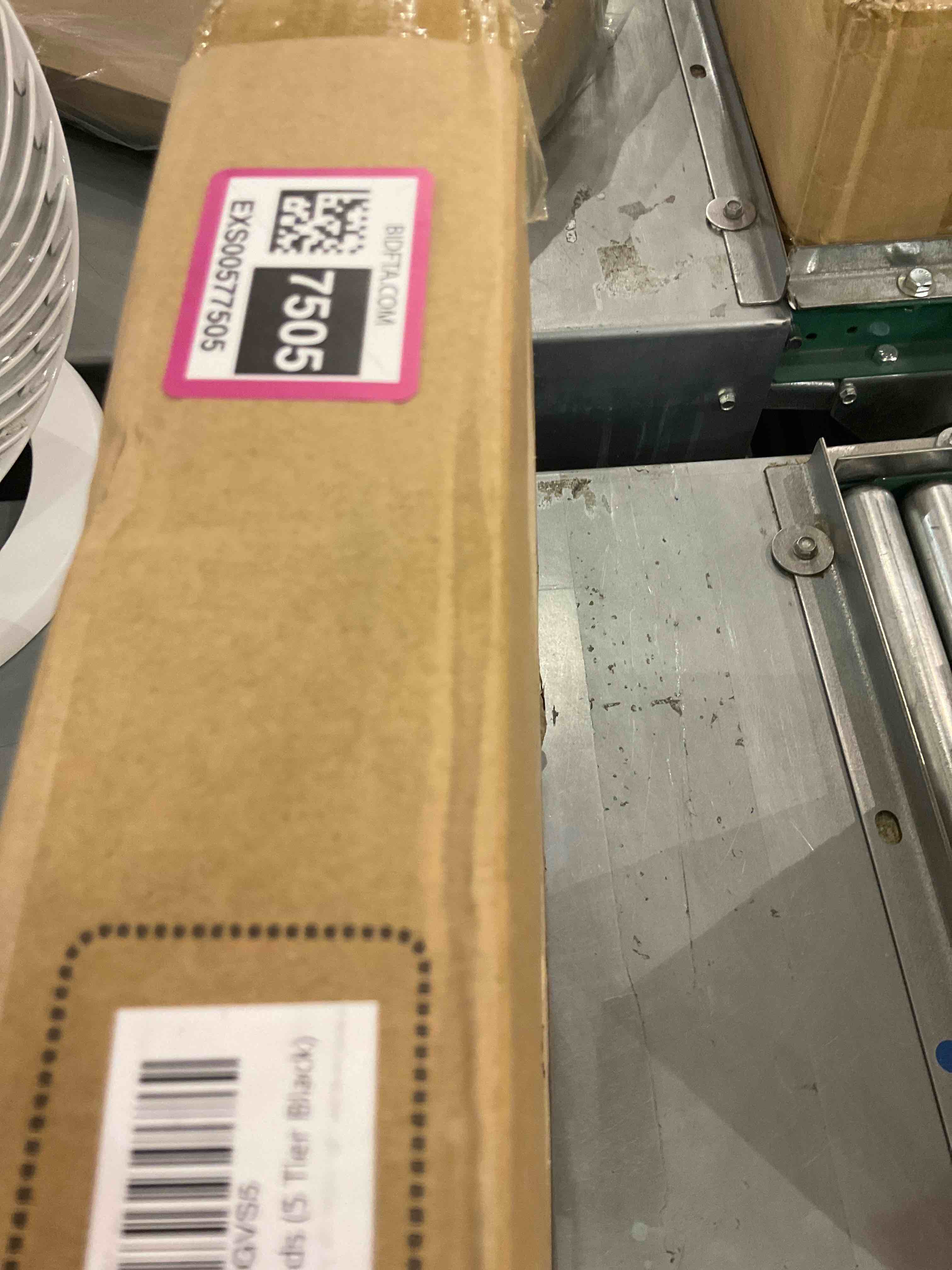https://s3.amazonaws.com/lotting-images-prod/bidfta/EXS00577505_1694173998799.jpeg