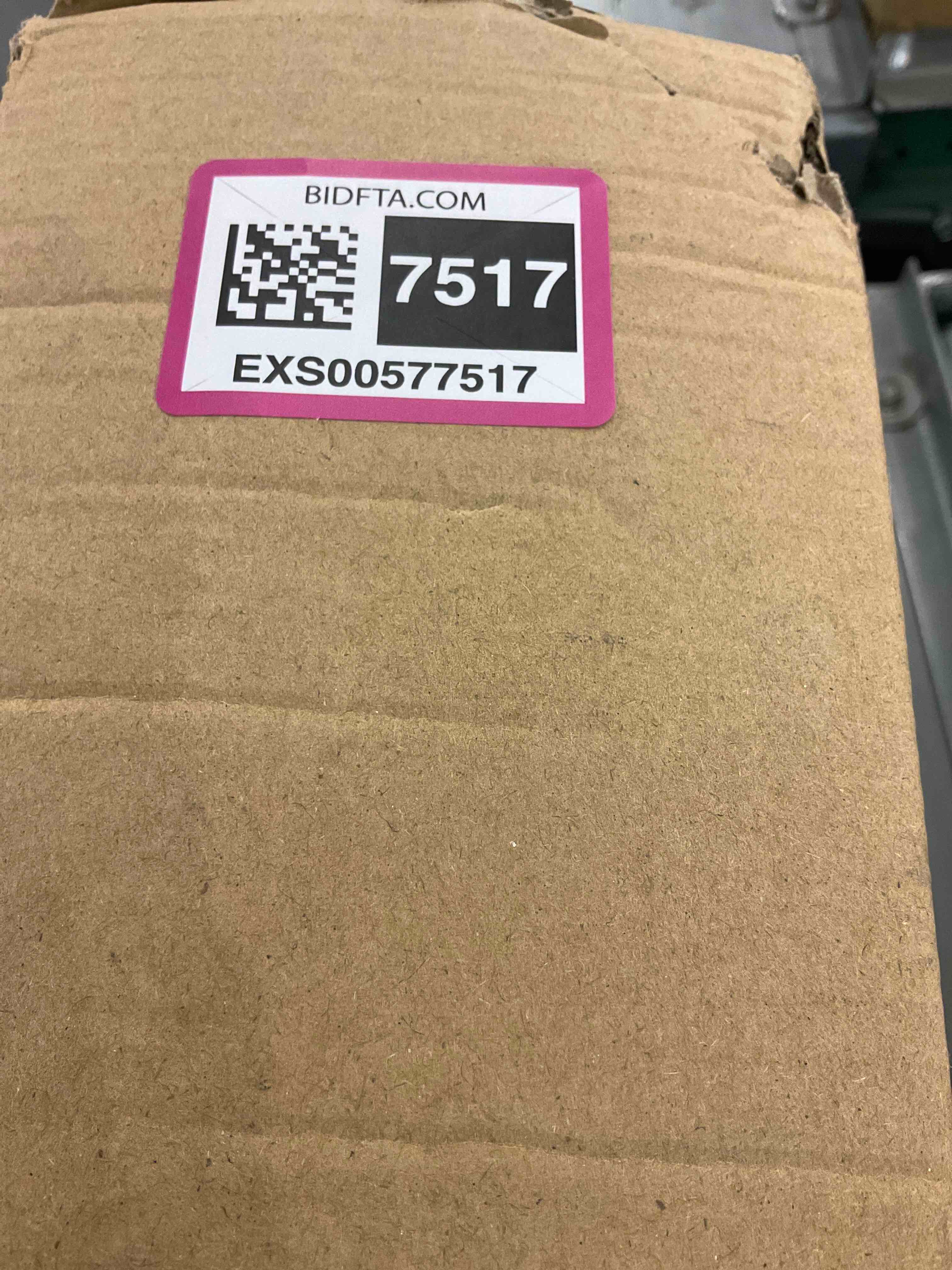 https://s3.amazonaws.com/lotting-images-prod/bidfta/EXS00577517_1694174719066.jpeg