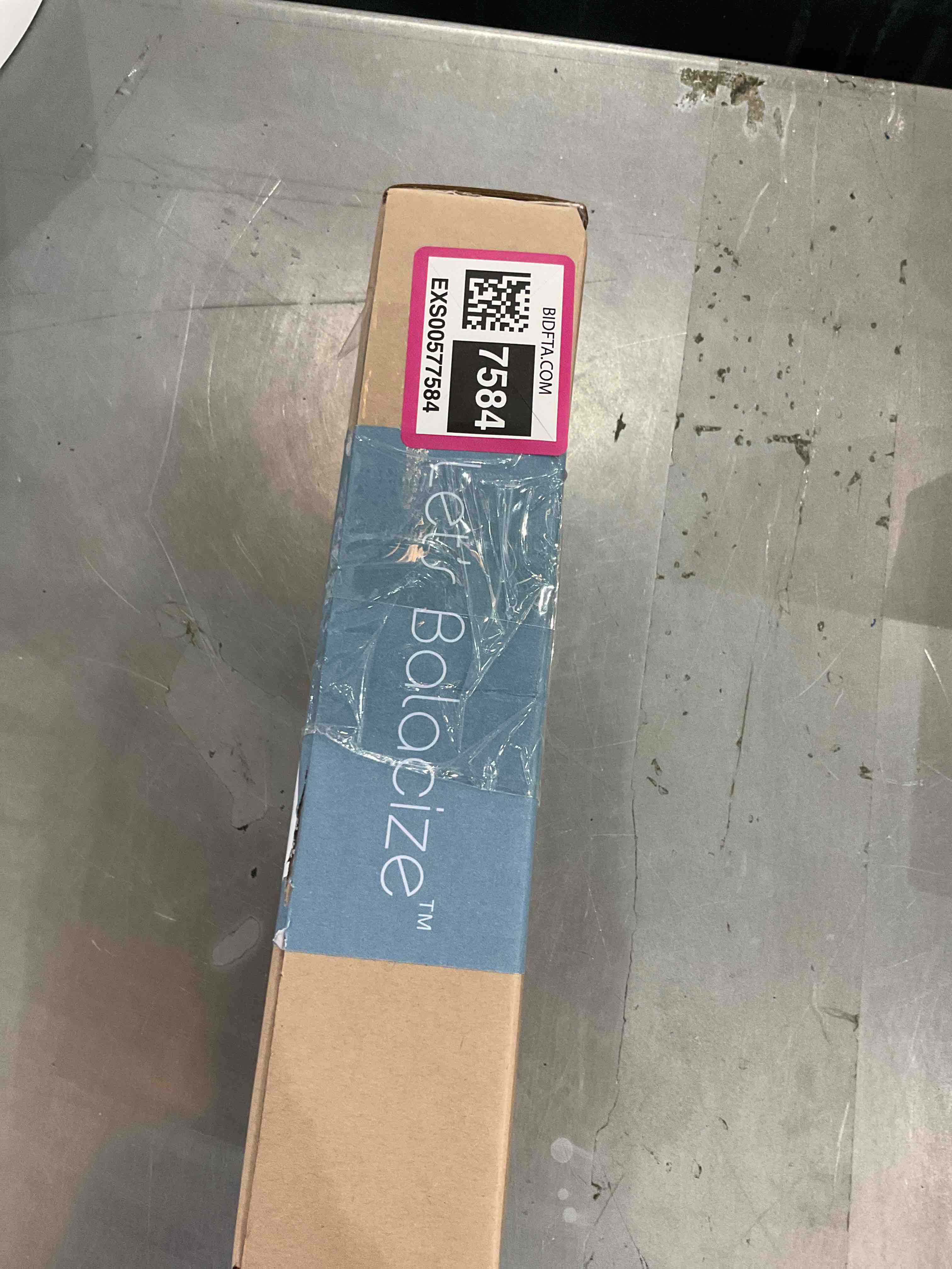 https://s3.amazonaws.com/lotting-images-prod/bidfta/EXS00577584_1694180498116.jpeg