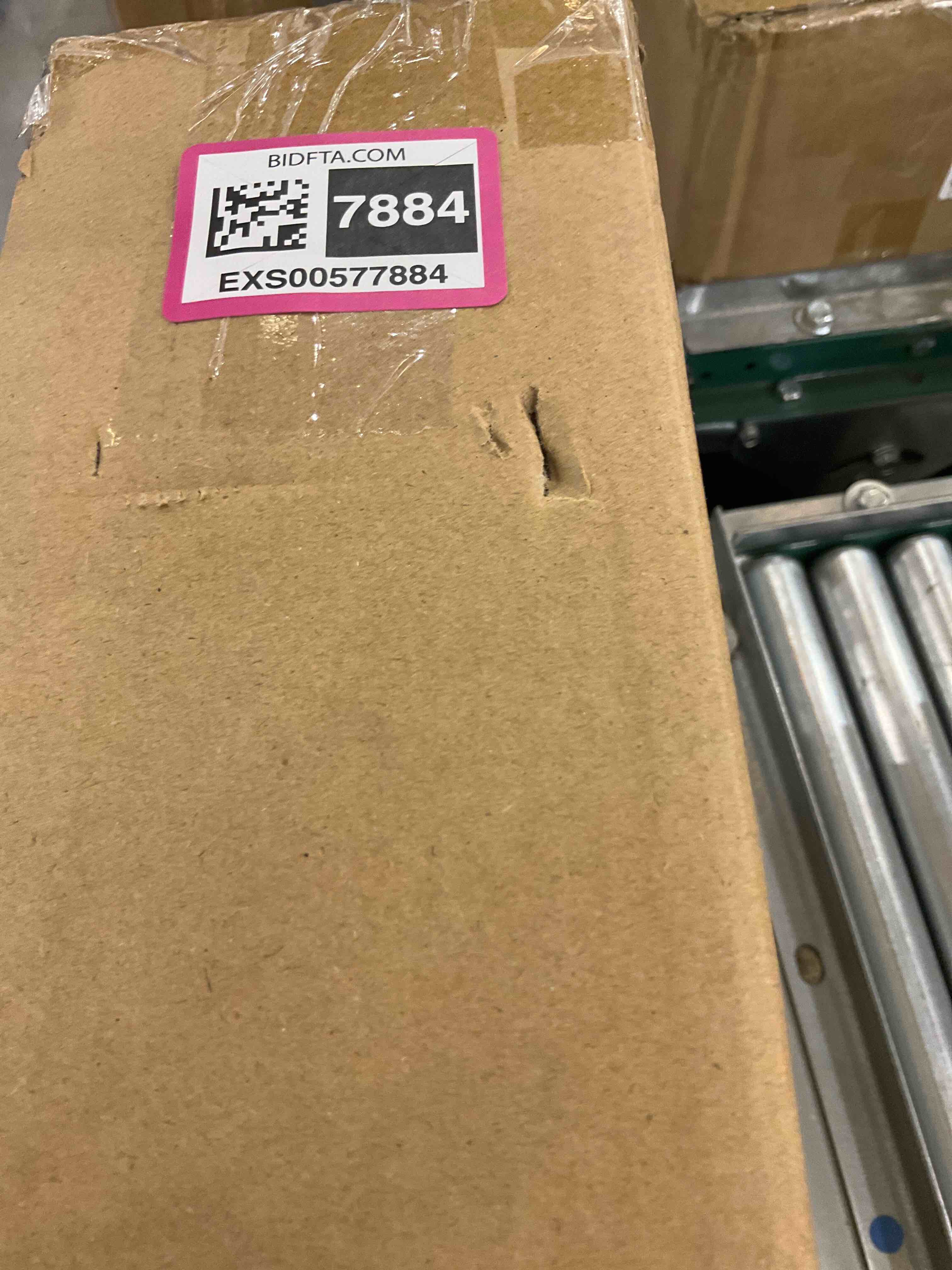 https://s3.amazonaws.com/lotting-images-prod/bidfta/EXS00577884_1694527041495.jpeg