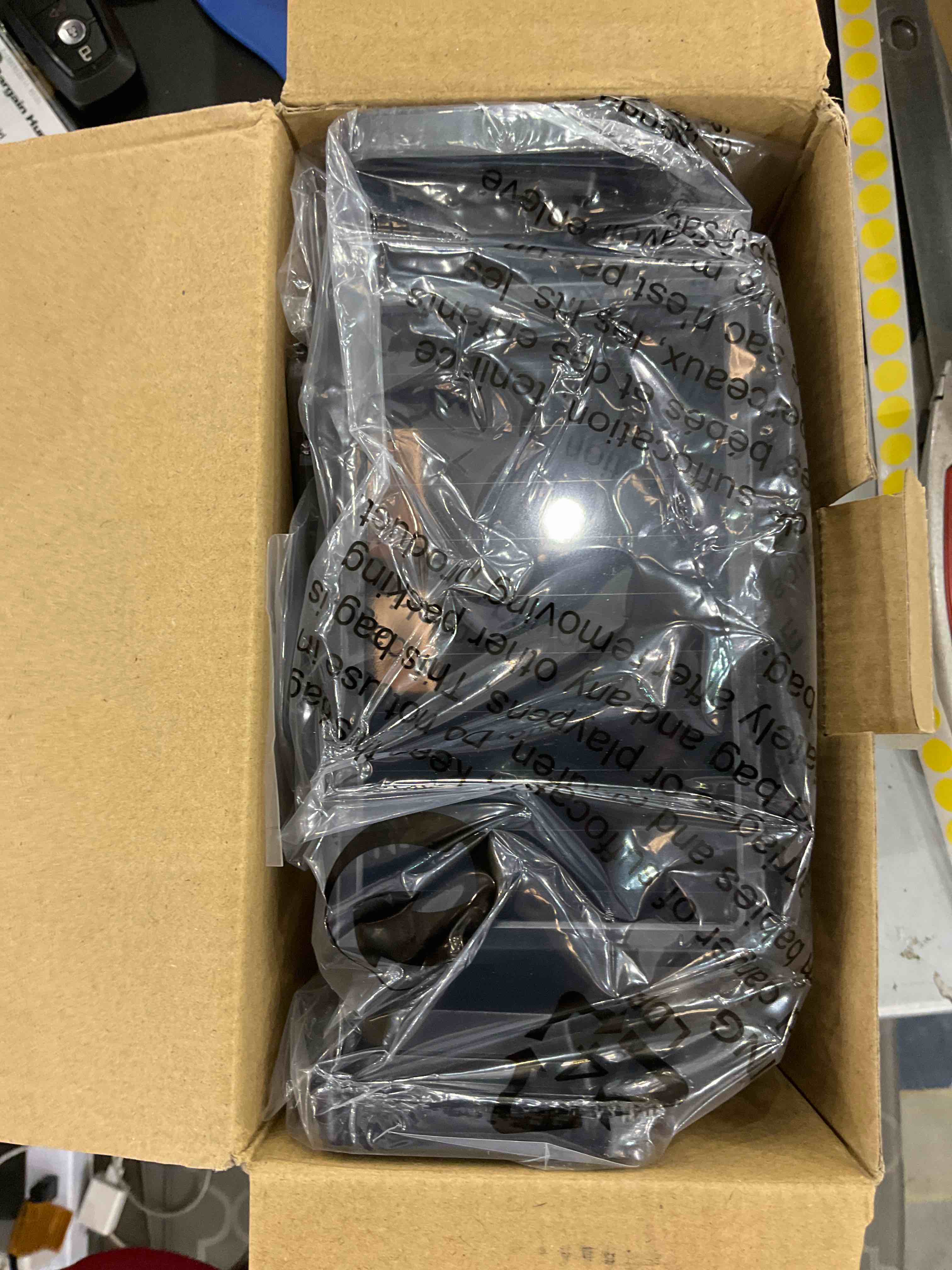 https://s3.amazonaws.com/lotting-images-prod/bidfta/EXS00578086_1694020086571.jpeg