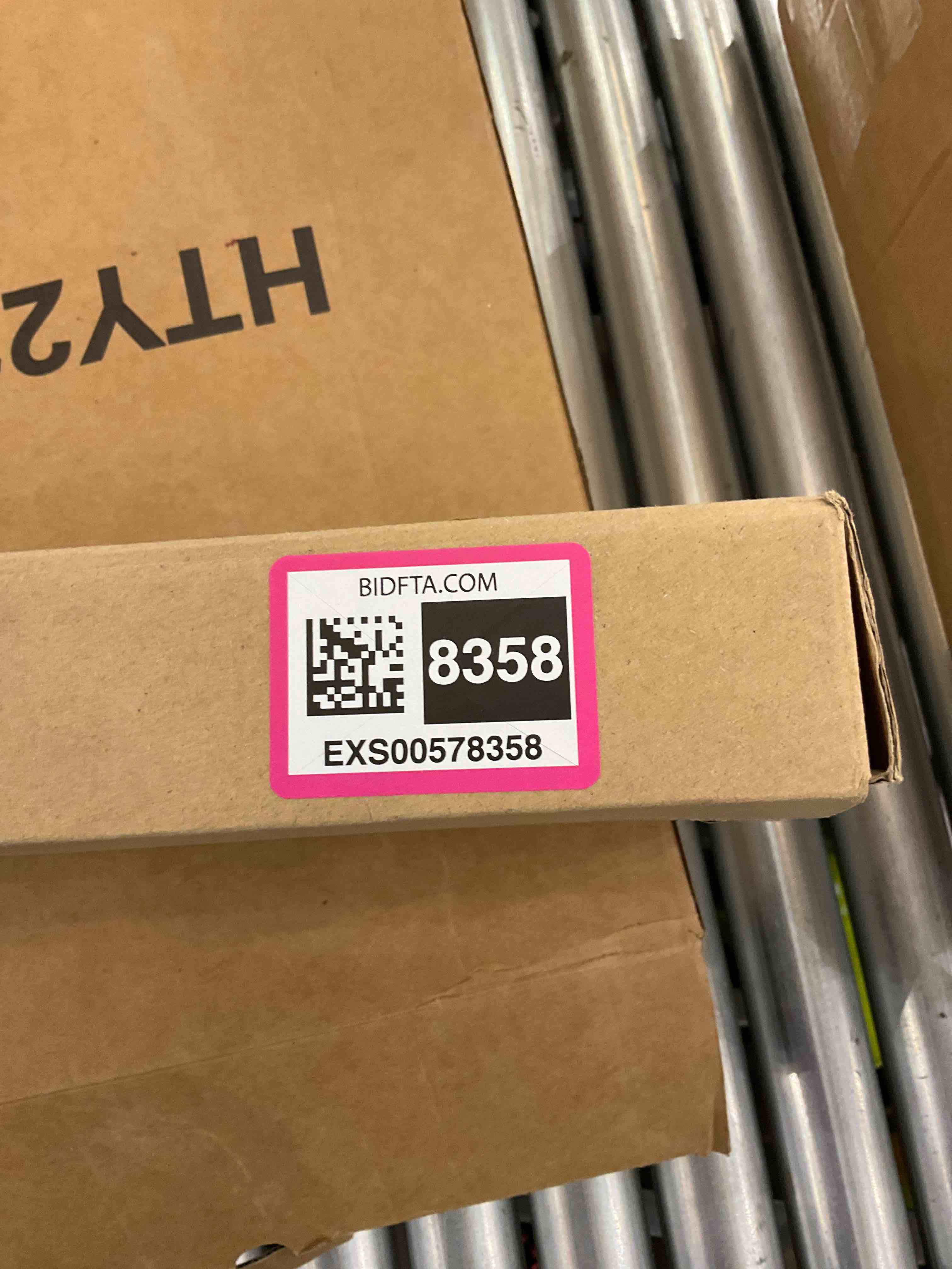 https://s3.amazonaws.com/lotting-images-prod/bidfta/EXS00578358_1694454123453.jpeg