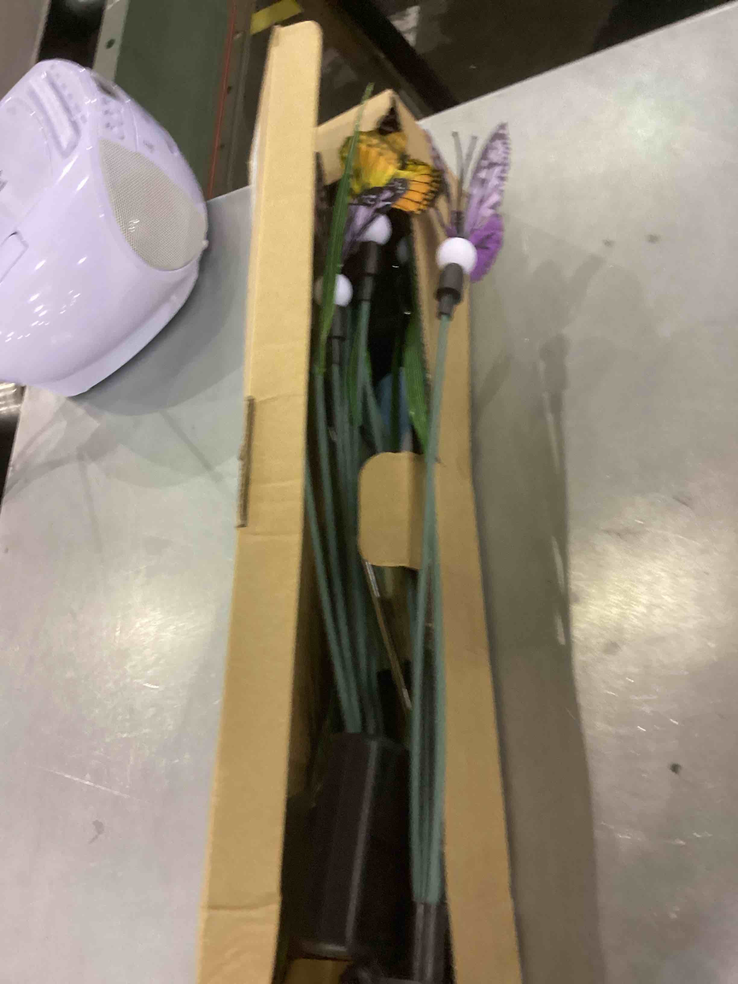 https://s3.amazonaws.com/lotting-images-prod/bidfta/EXS00578634_1694088099056.jpeg