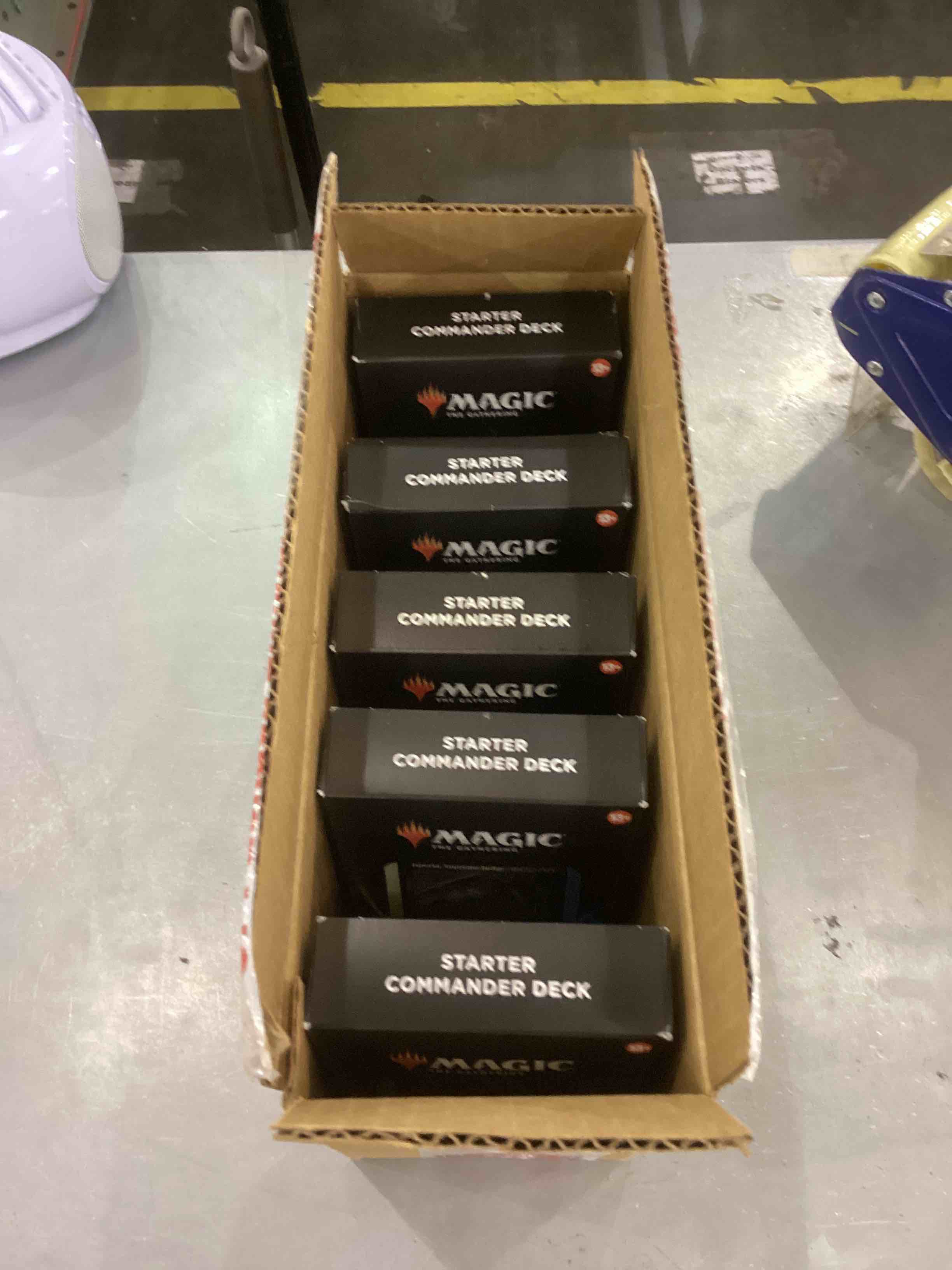 https://s3.amazonaws.com/lotting-images-prod/bidfta/EXS00578676_1694091211290.jpeg