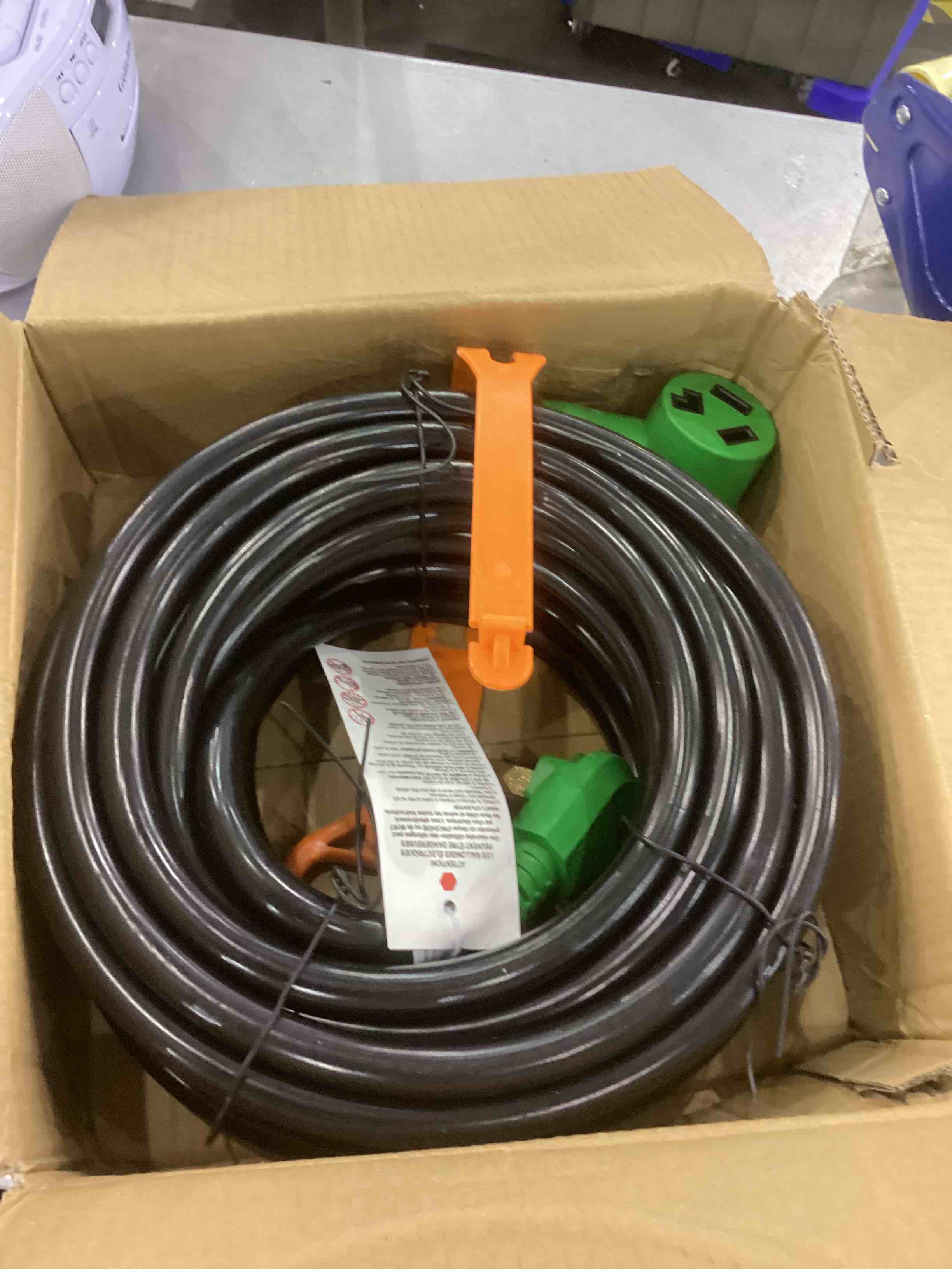 https://s3.amazonaws.com/lotting-images-prod/bidfta/EXS00578877_1694172347994.jpeg