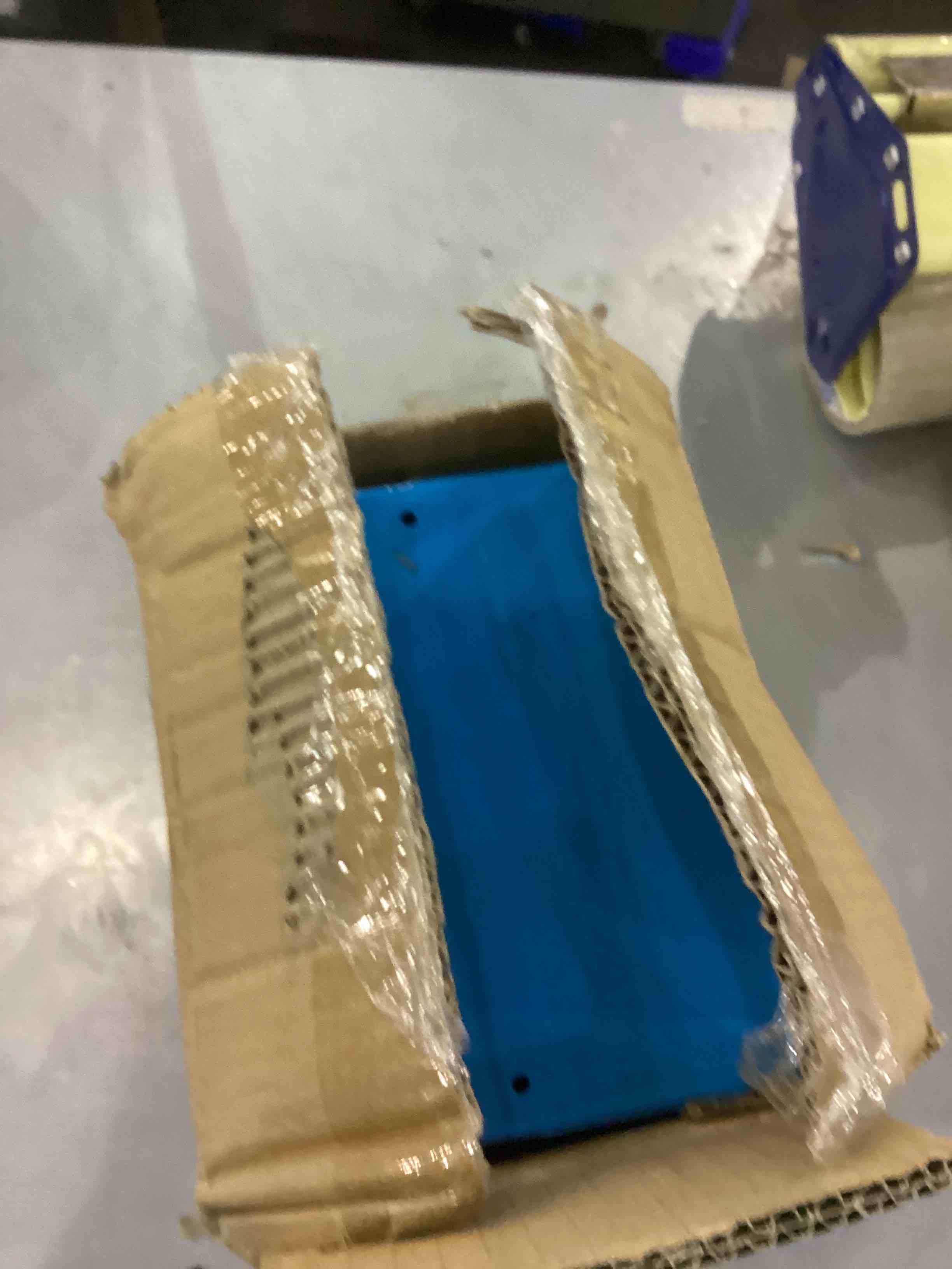 https://s3.amazonaws.com/lotting-images-prod/bidfta/EXS00578878_1694172503697.jpeg