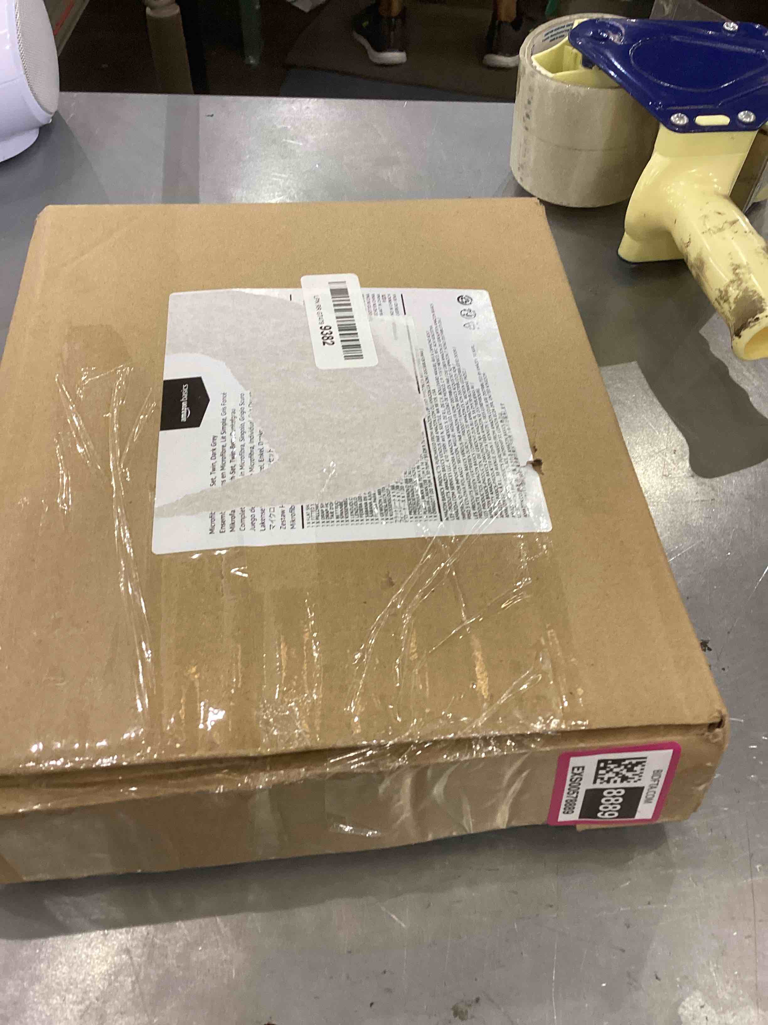 https://s3.amazonaws.com/lotting-images-prod/bidfta/EXS00578889_1694527012725.jpeg