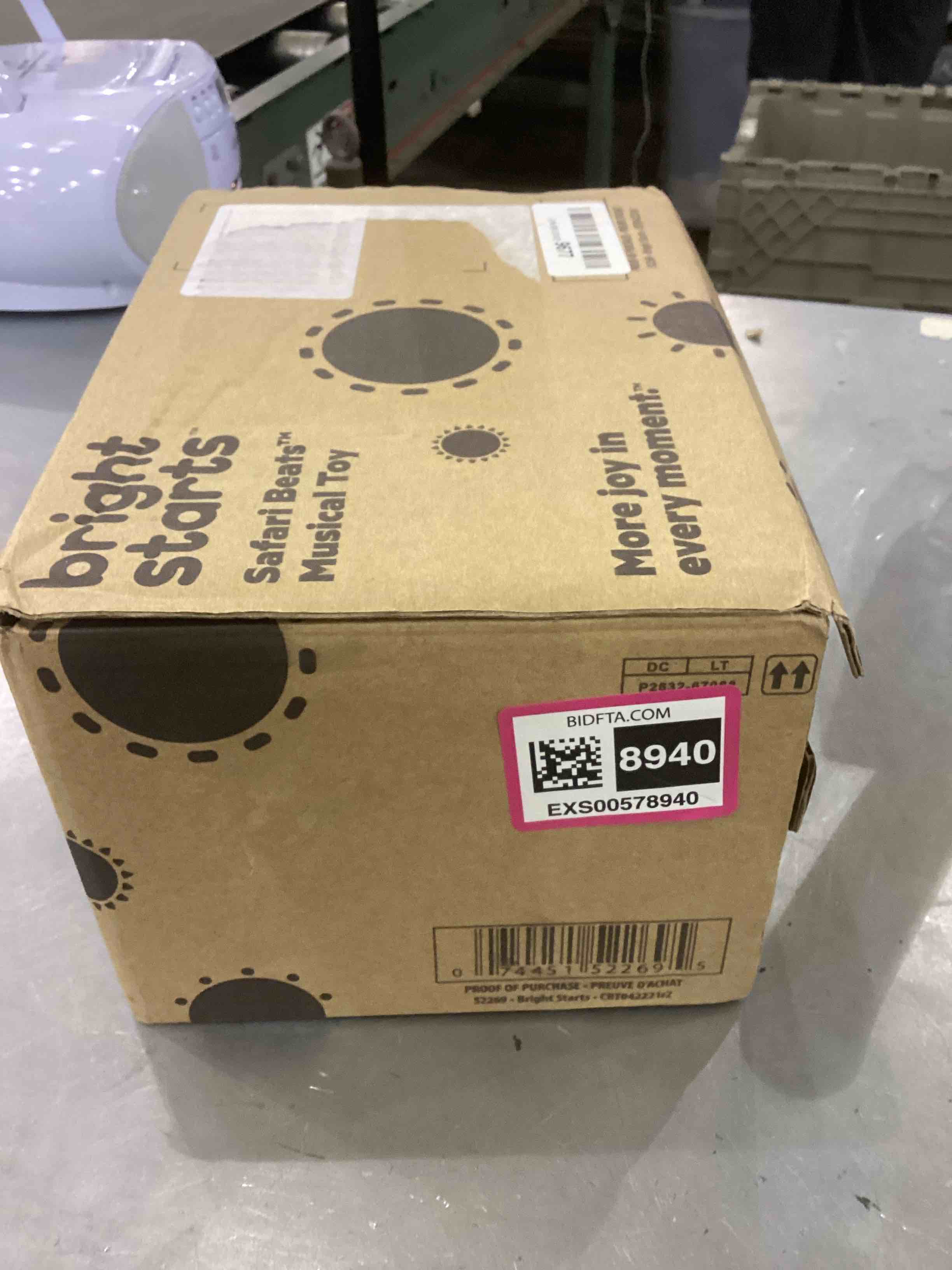 https://s3.amazonaws.com/lotting-images-prod/bidfta/EXS00578940_1694441195007.jpeg