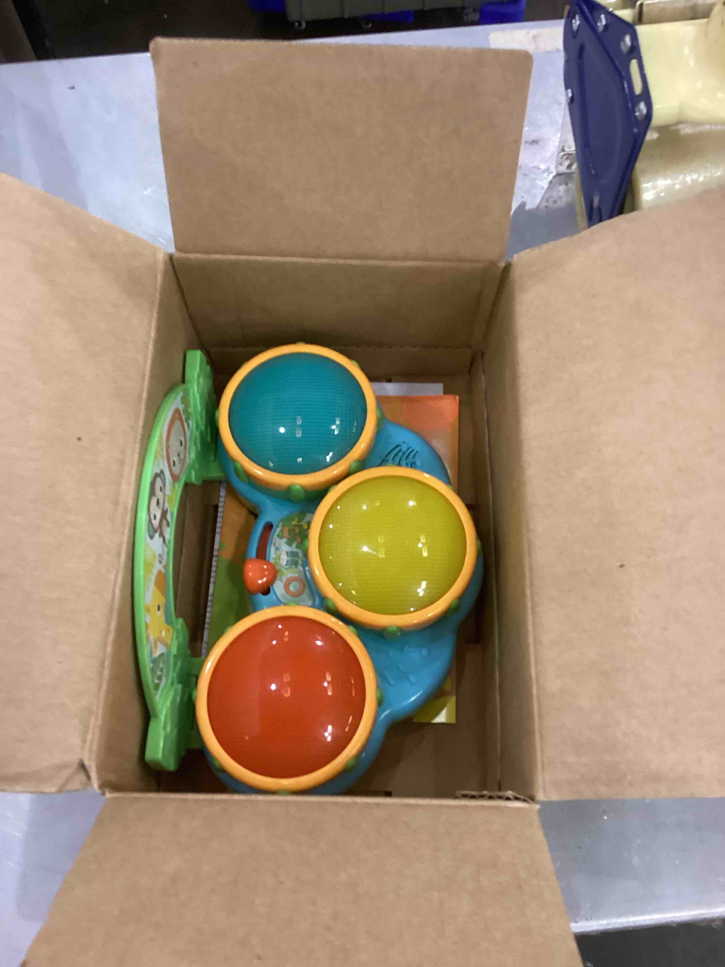 https://s3.amazonaws.com/lotting-images-prod/bidfta/EXS00578940_1694441206077.jpeg
