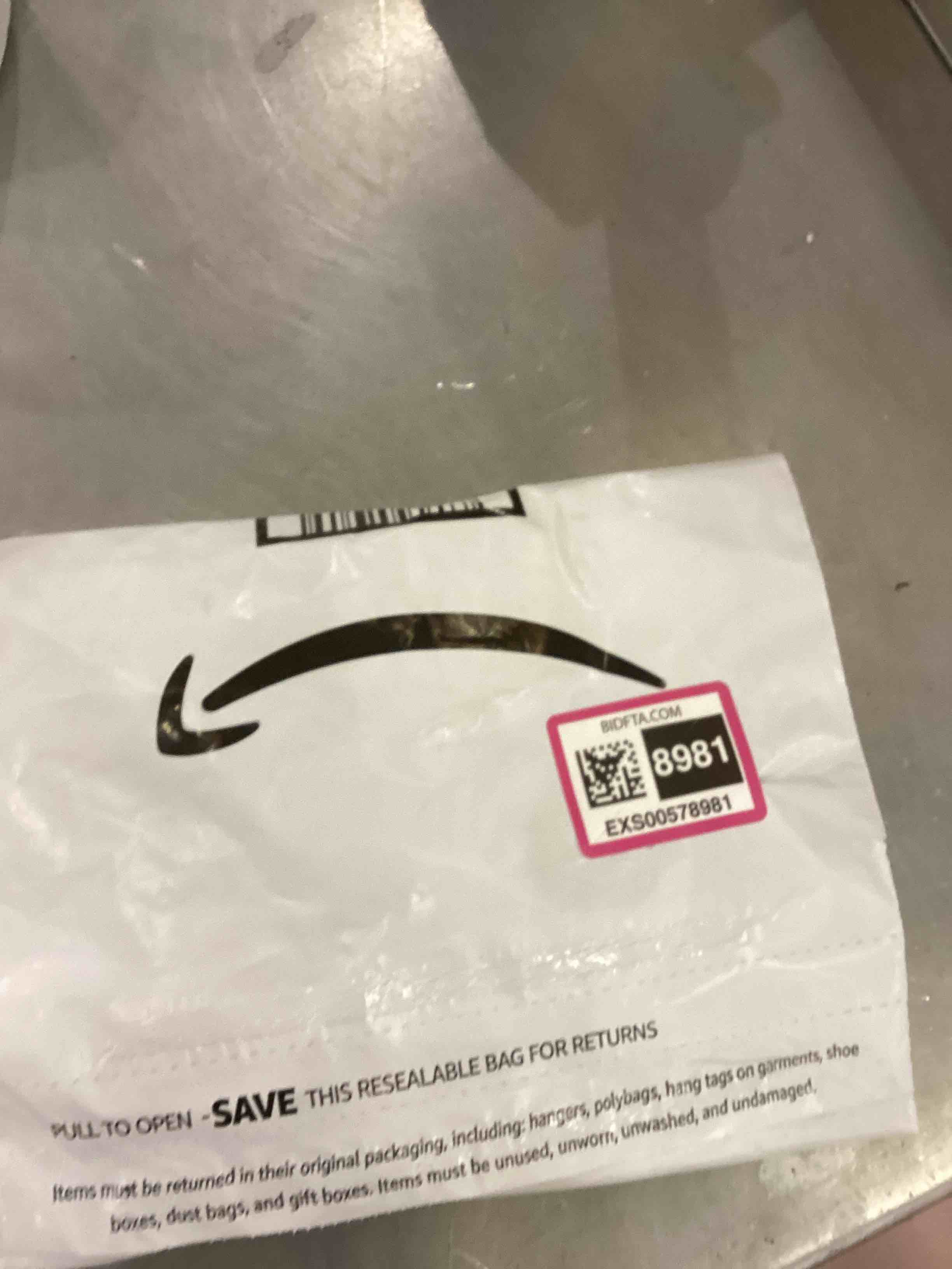 https://s3.amazonaws.com/lotting-images-prod/bidfta/EXS00578981_1694444040870.jpeg