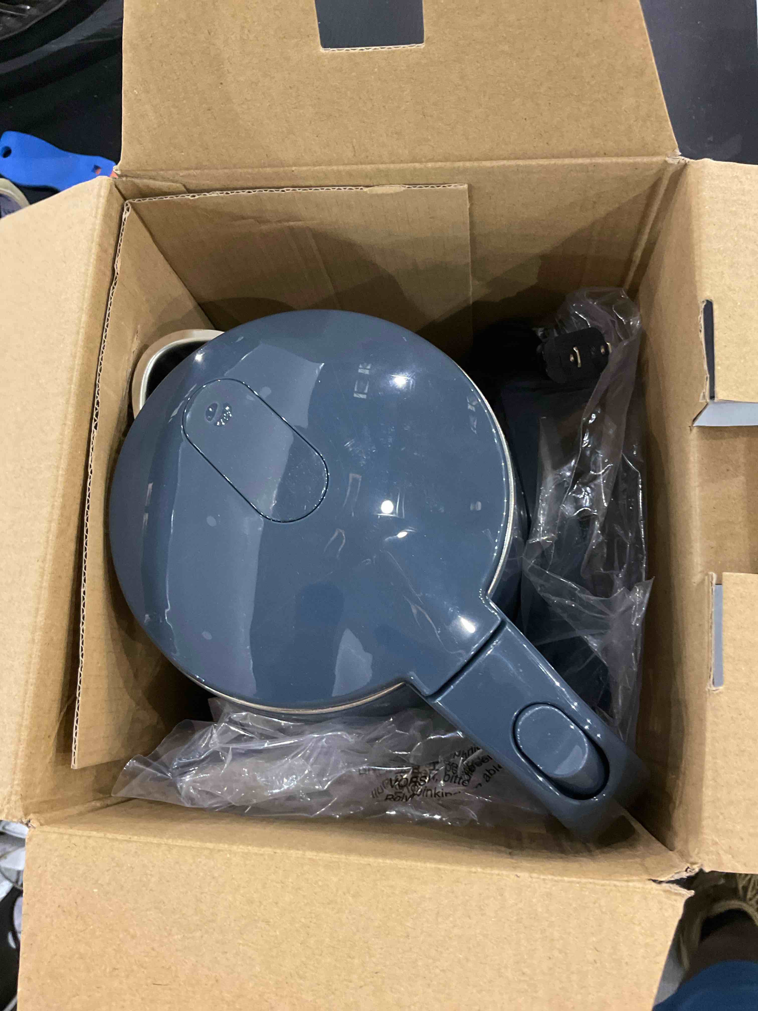 https://s3.amazonaws.com/lotting-images-prod/bidfta/EXS00580021_1695909419053.jpeg