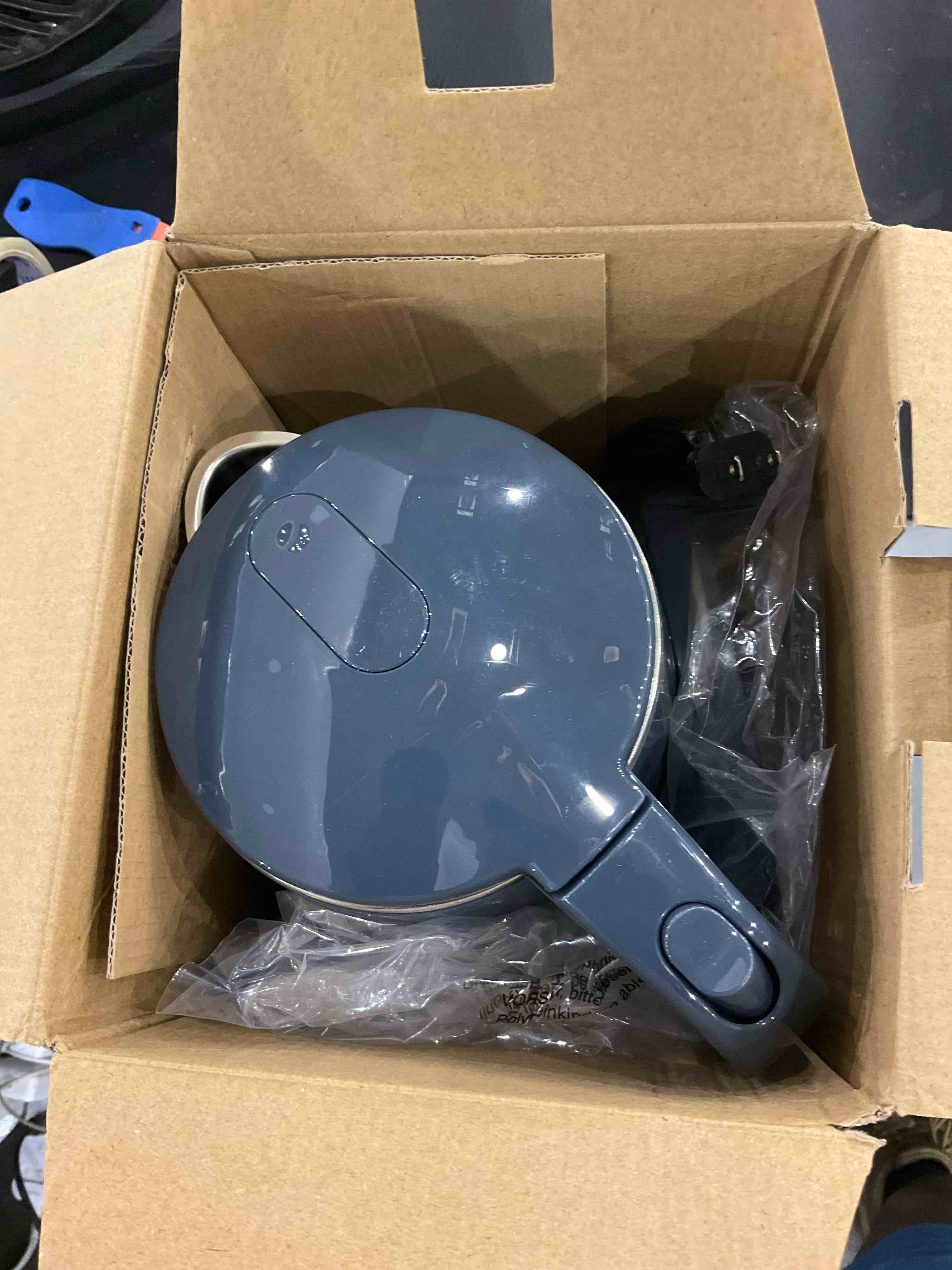 https://s3.amazonaws.com/lotting-images-prod/bidfta/EXS00580021_1695909420145.jpeg