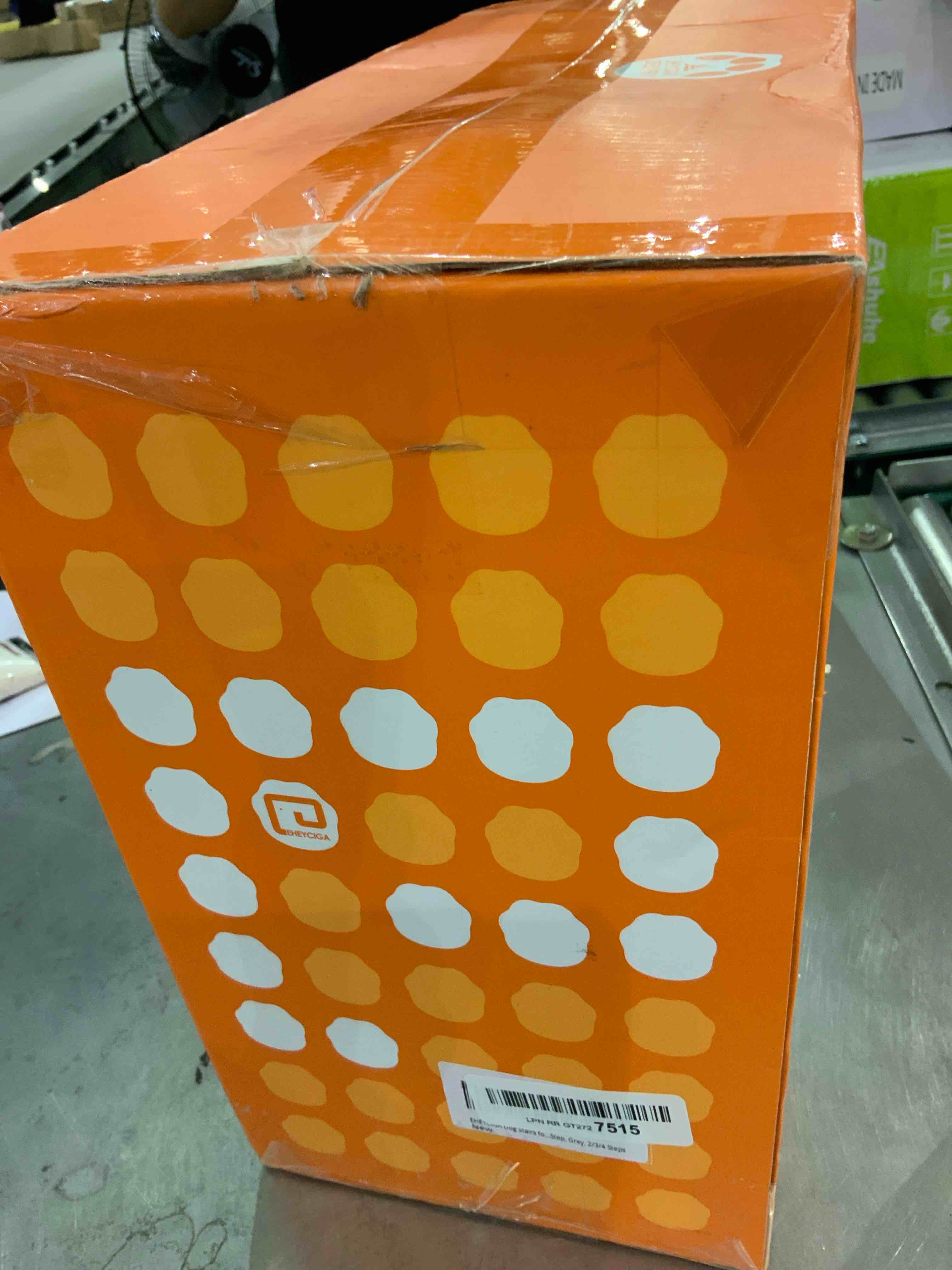 https://s3.amazonaws.com/lotting-images-prod/bidfta/EXS00580078_1695994919829.jpeg
