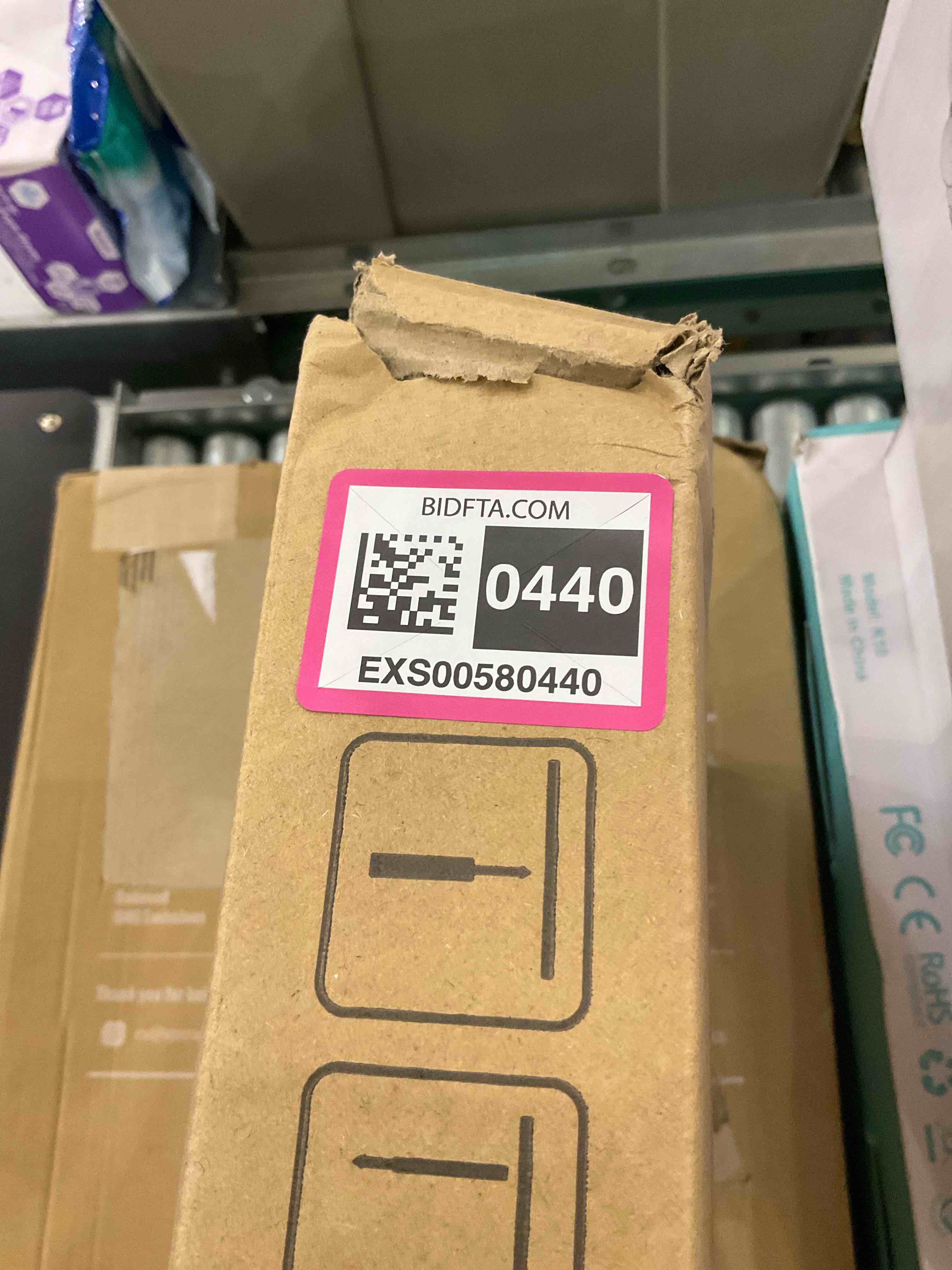 https://s3.amazonaws.com/lotting-images-prod/bidfta/EXS00580440_1697039413566.jpeg